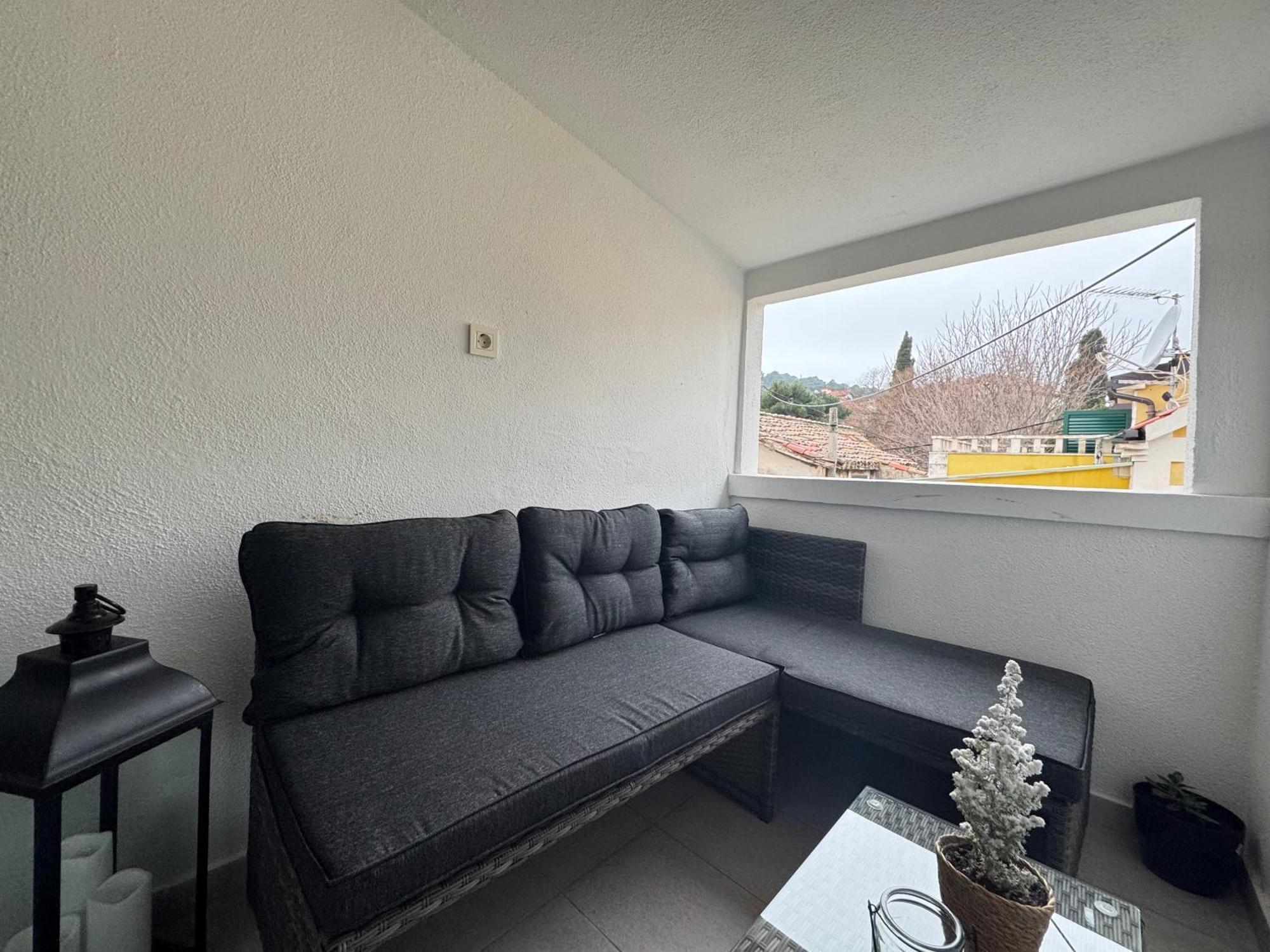 Tara Apartment