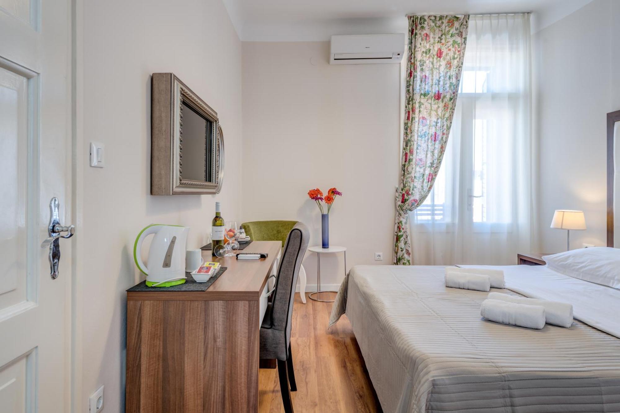 Bastion Luxury Guest house