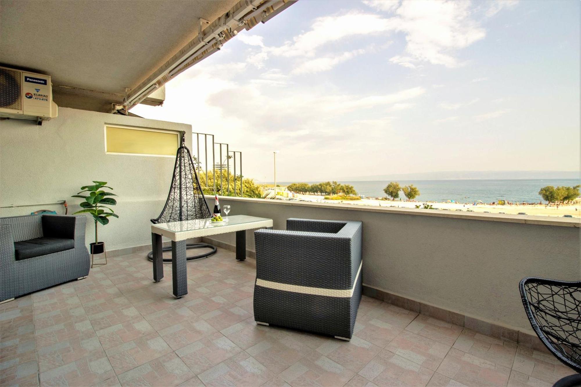 Znjan Sea View 2&2 Guest Apartment *