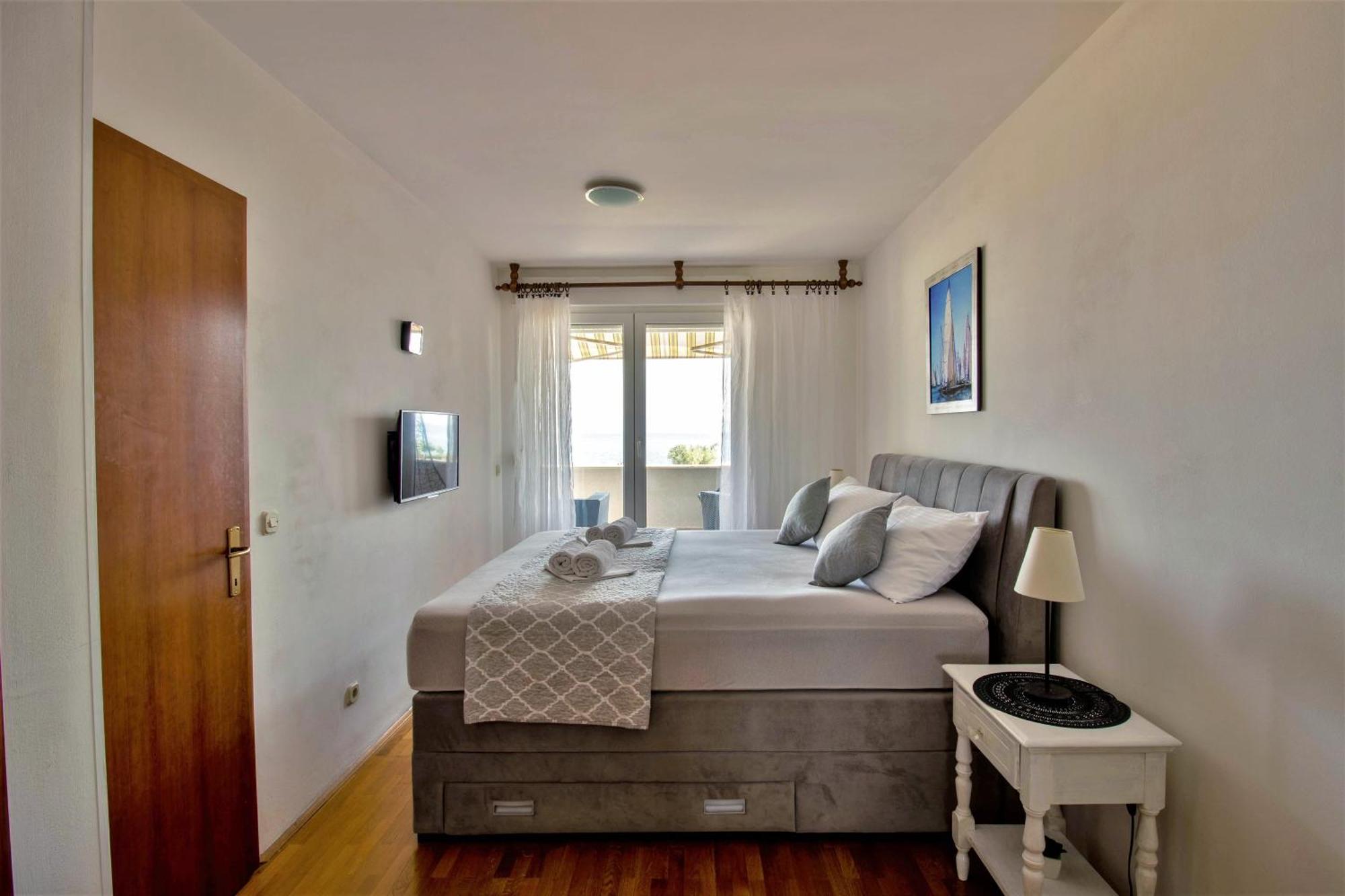 Apartment Znjan Sea View 2&2 Guest *