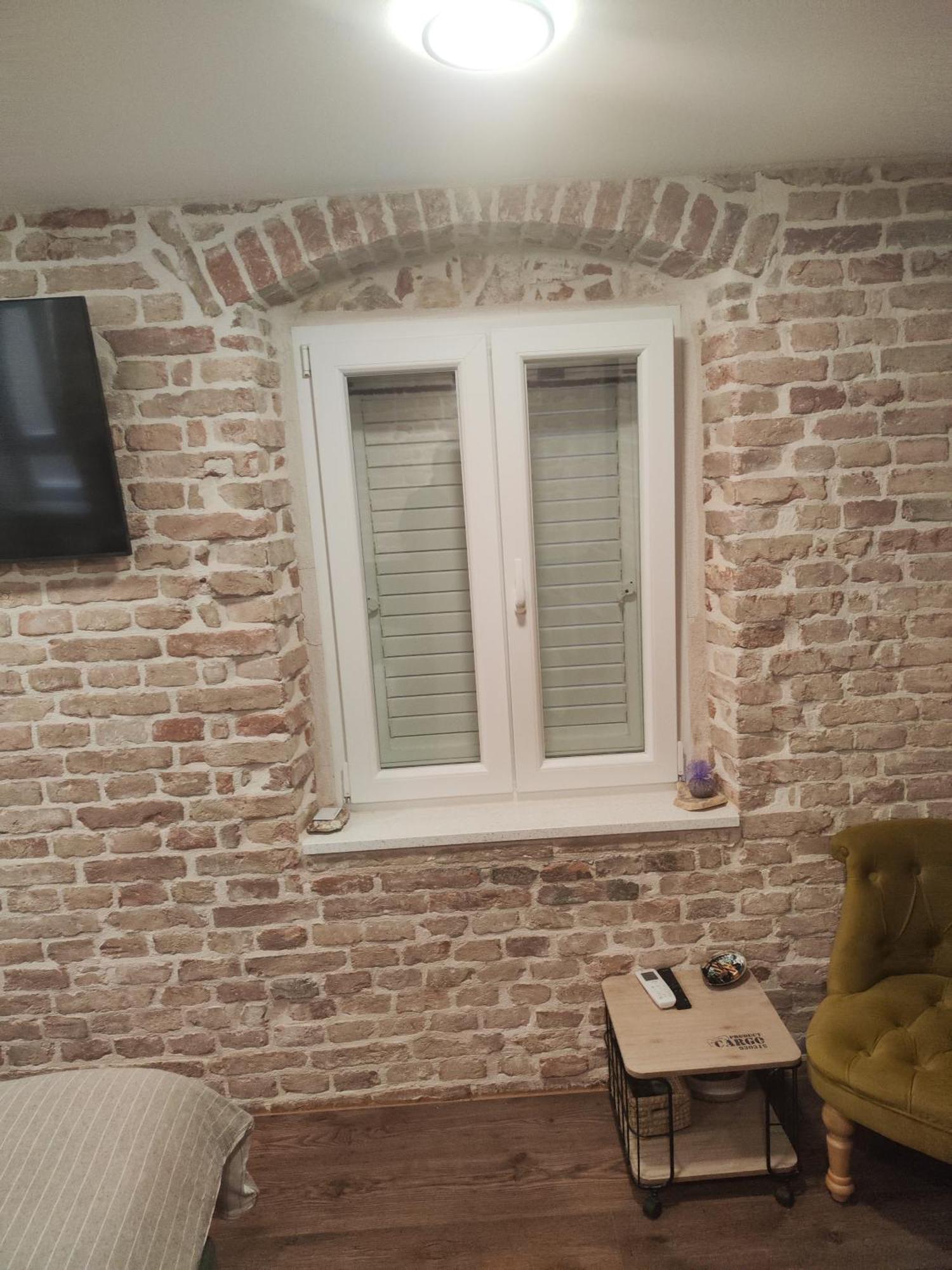 Luxury And Authentic Studio In Split Old Town Gostinjska kuća 3*