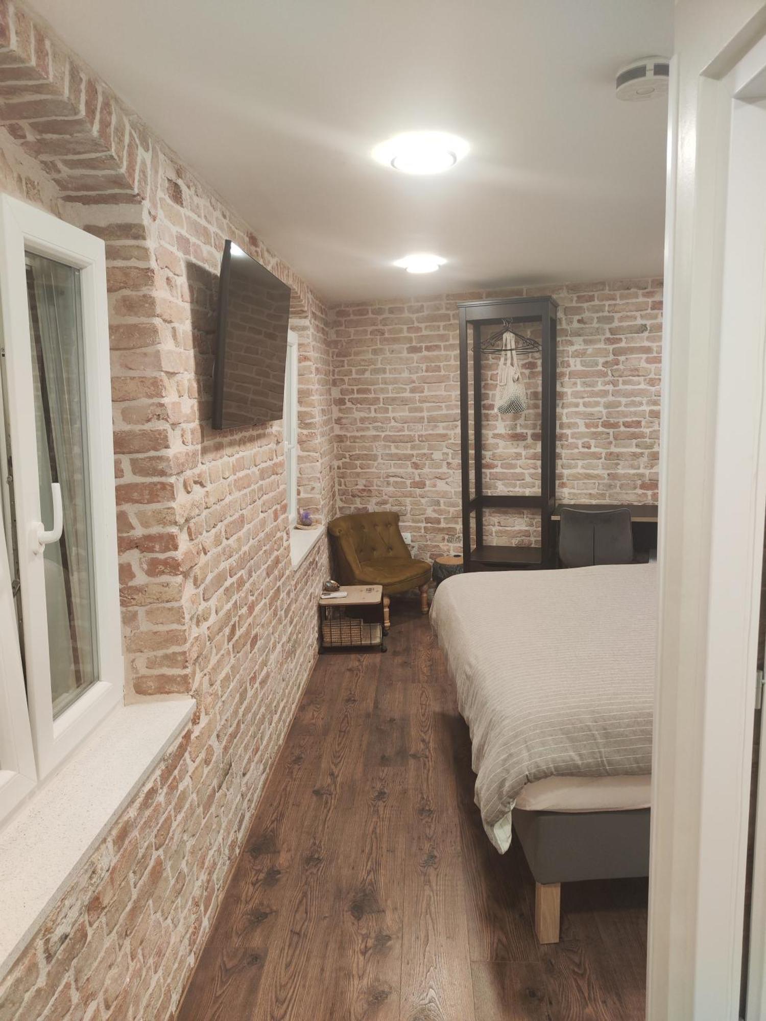 Guest house Luxury And Authentic Studio In Split Old Town 3*