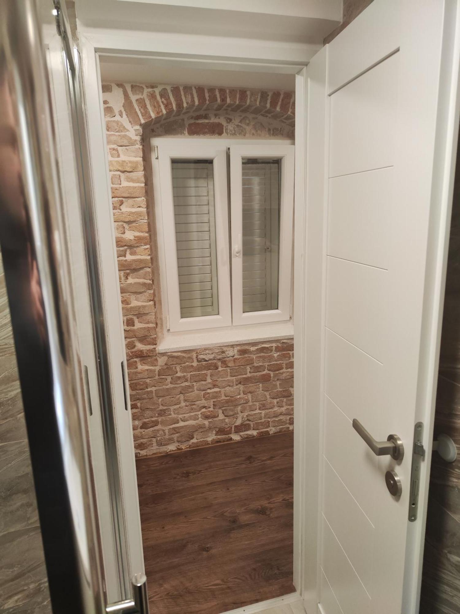 Luxury And Authentic Studio In Split Old Town Gostinjska kuća Split