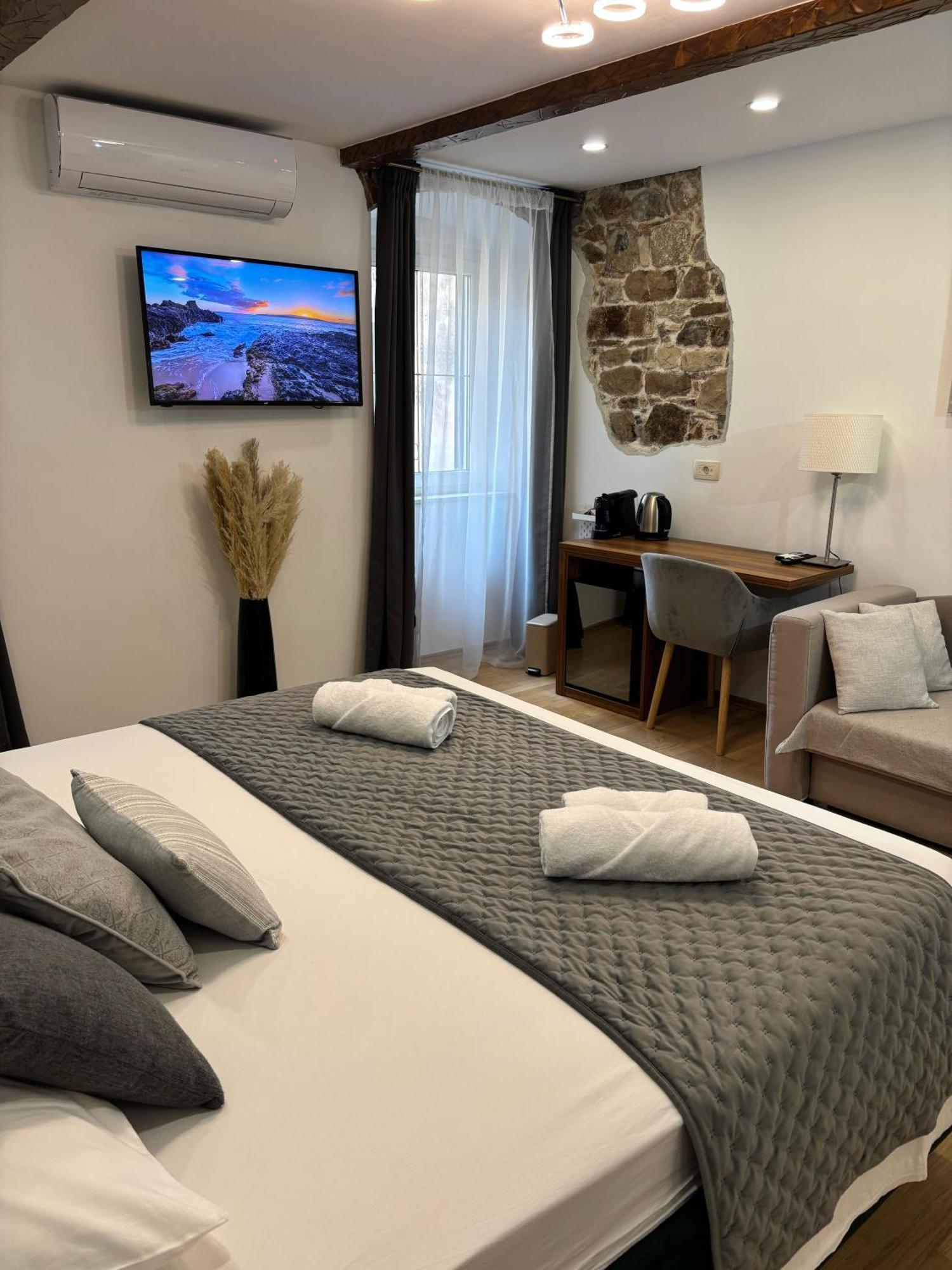 Palace Luxury Gostinjska kuća 4*
