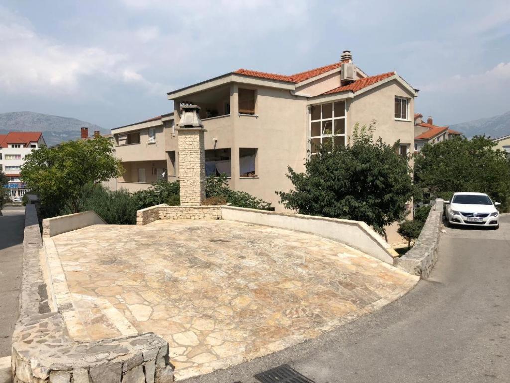 Apartment In House With Garden For Children & Private Parking Split