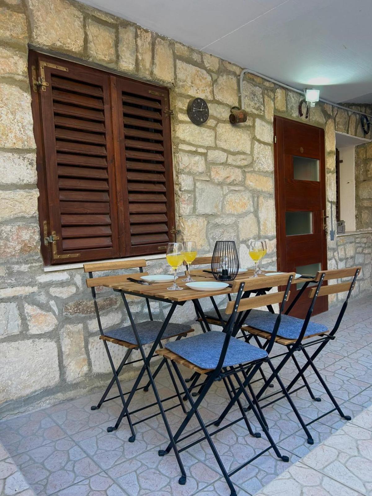 Paradise Garden Apartment
