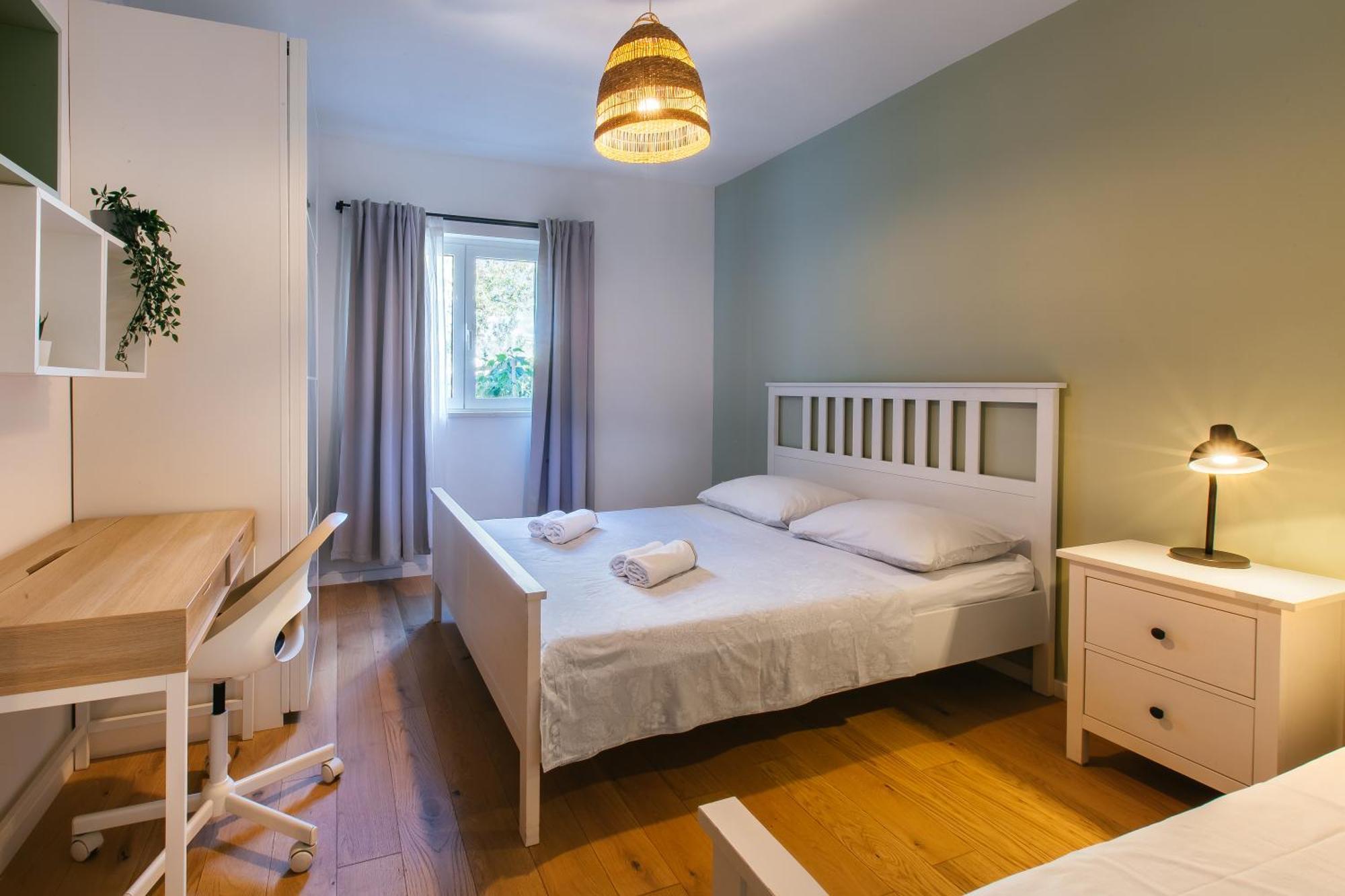 In House With Garden For Children & Private Parking Apartment Split