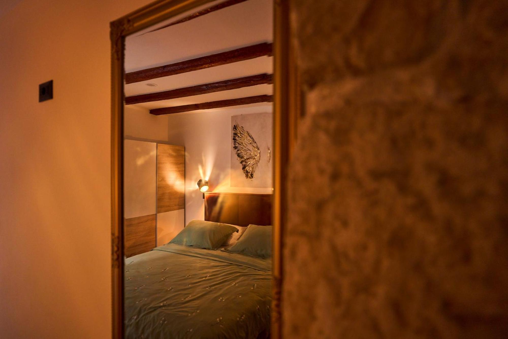Bernard Deluxe Renovated Peaceful Old Town Gem *