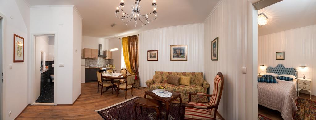 Apartment Tonis *