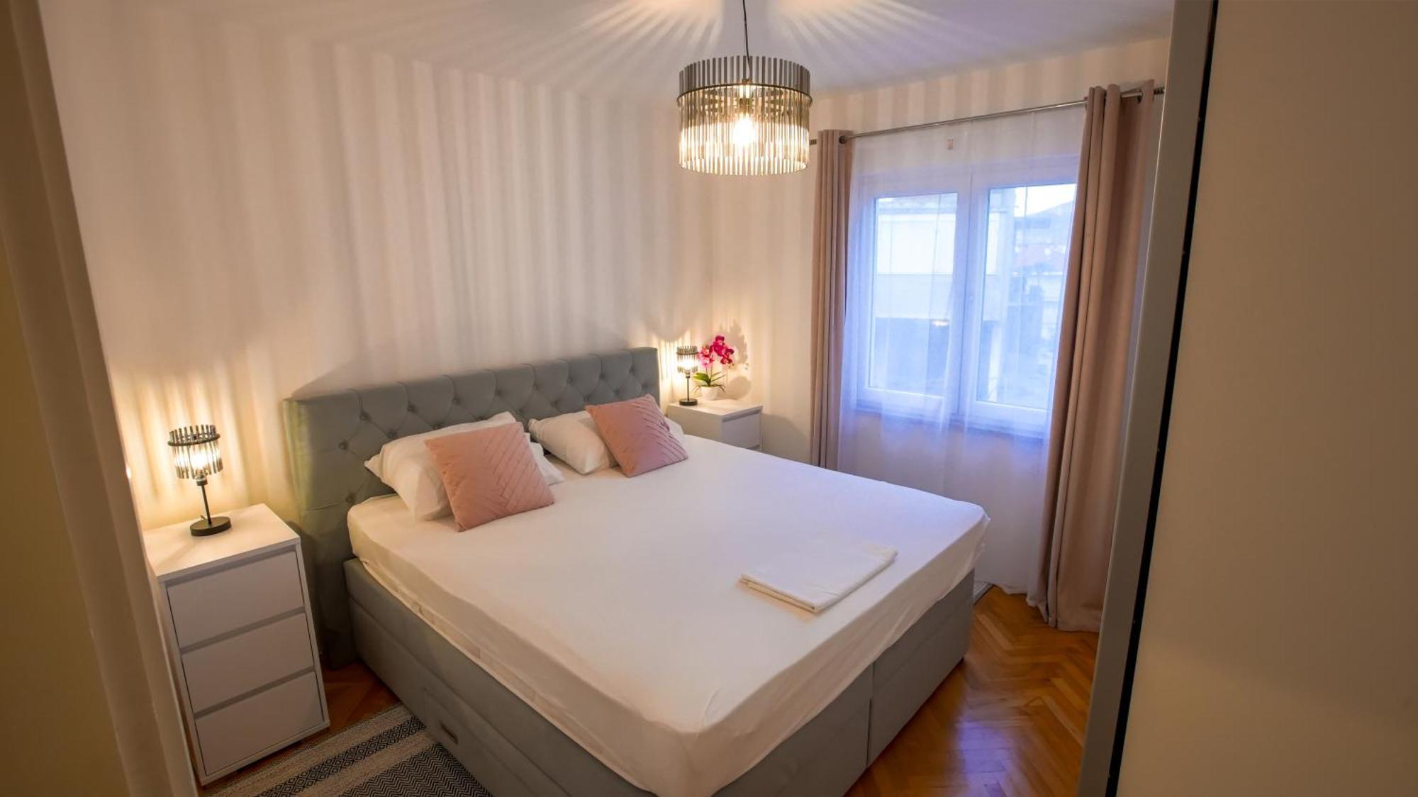 Apartamento Mia With Pool1 *