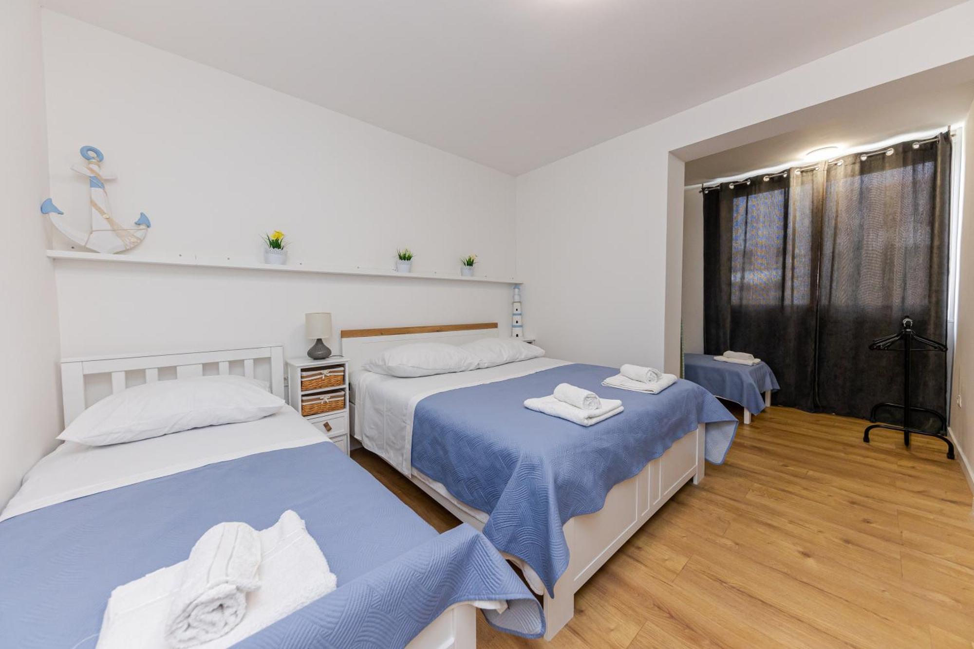 Apartment House Niko M With 6 *