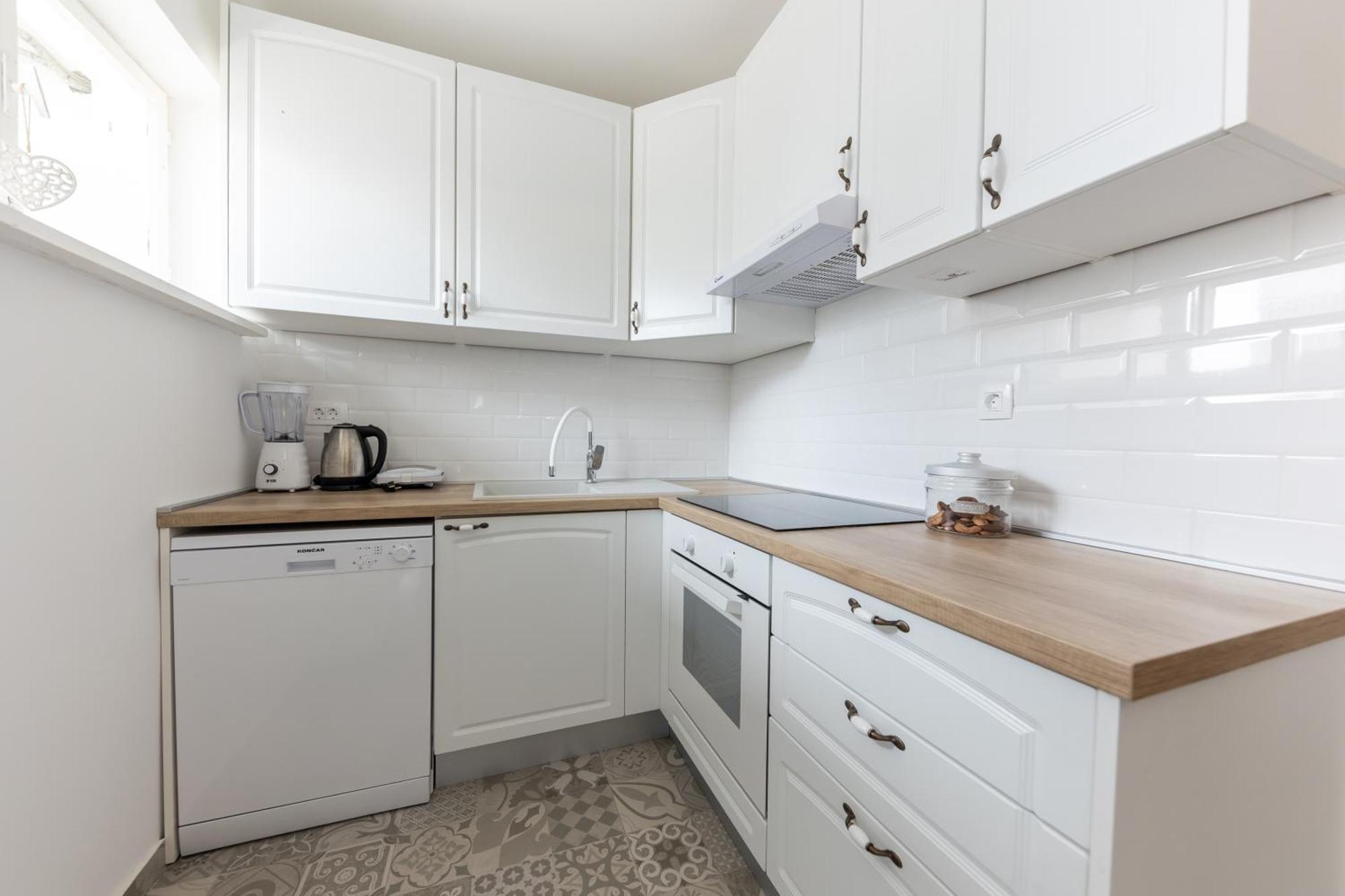 Apartment House Niko M With 6 *