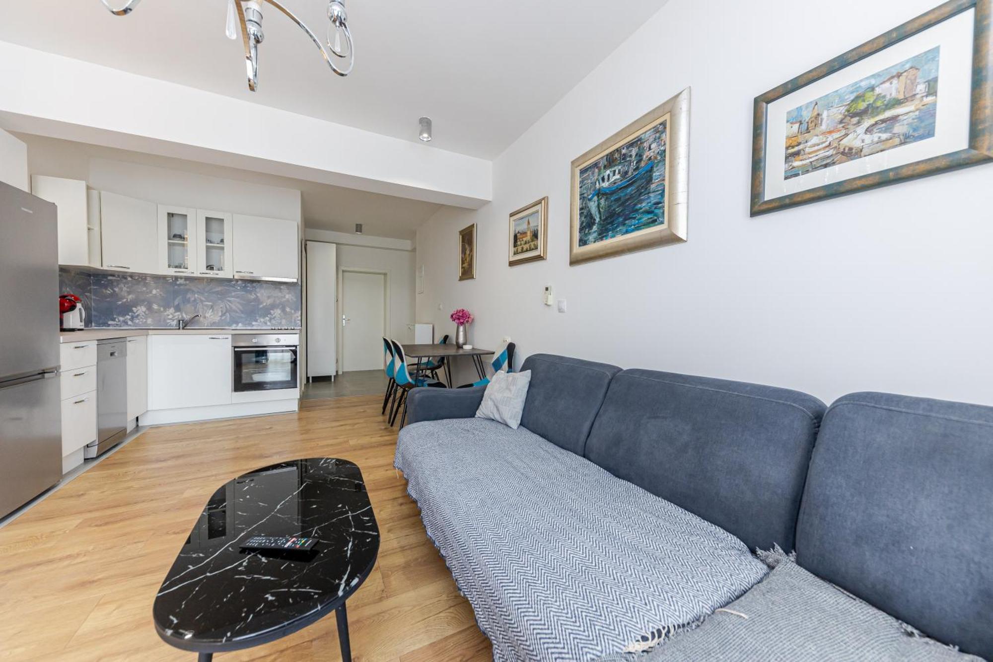 Apartment House Niko M With 6 *