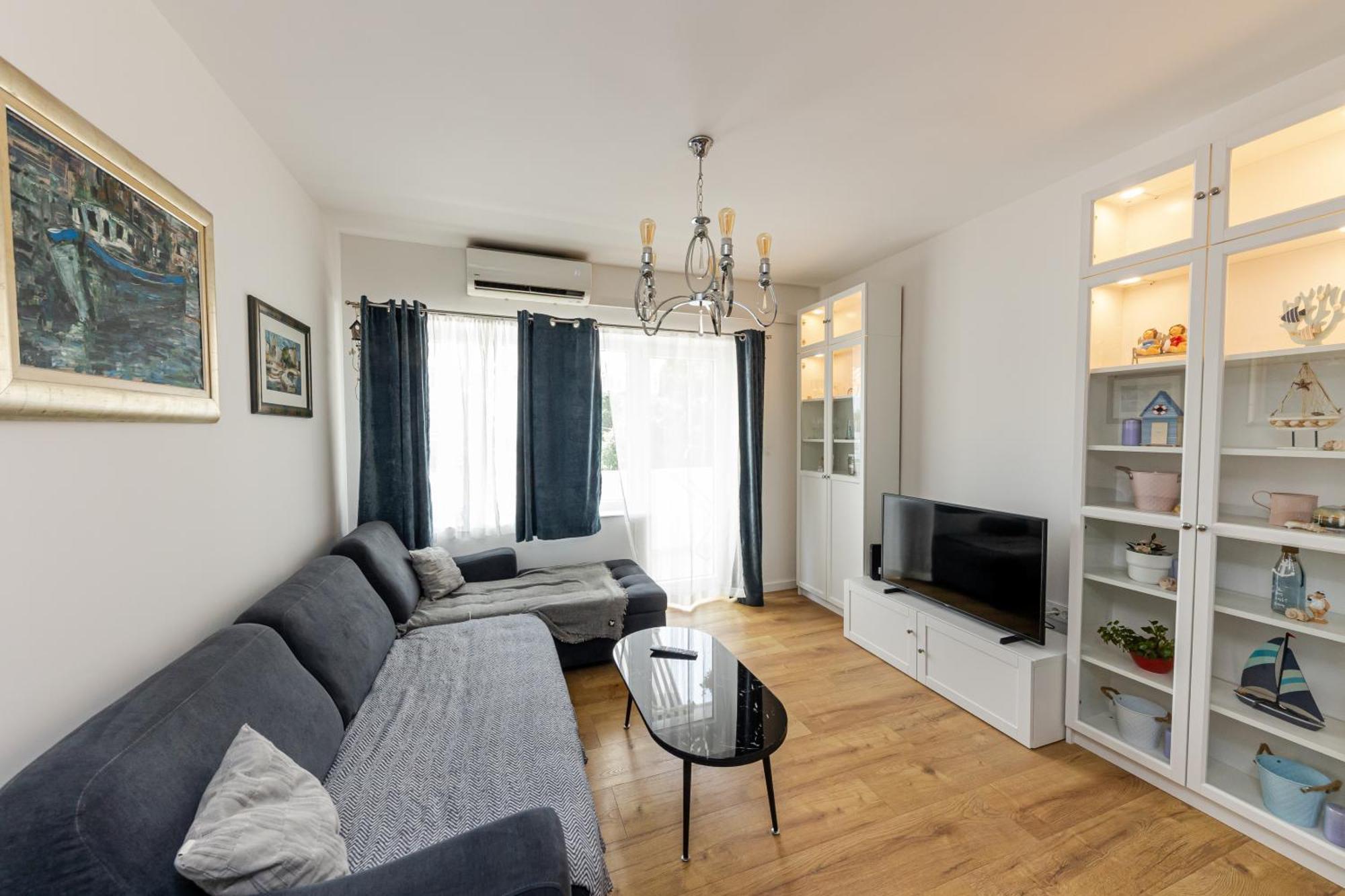 Apartment House Niko M With 6 *