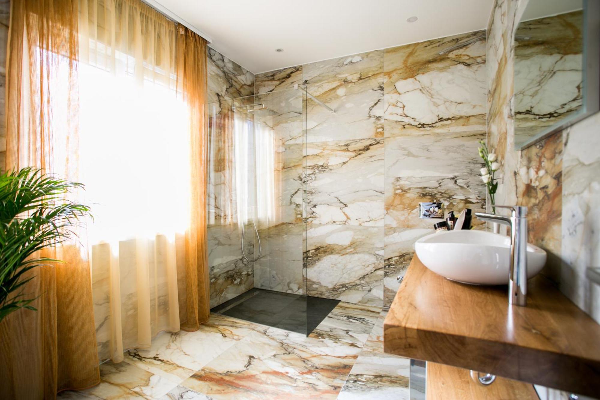 Kasa 1 Bed & Breakfast