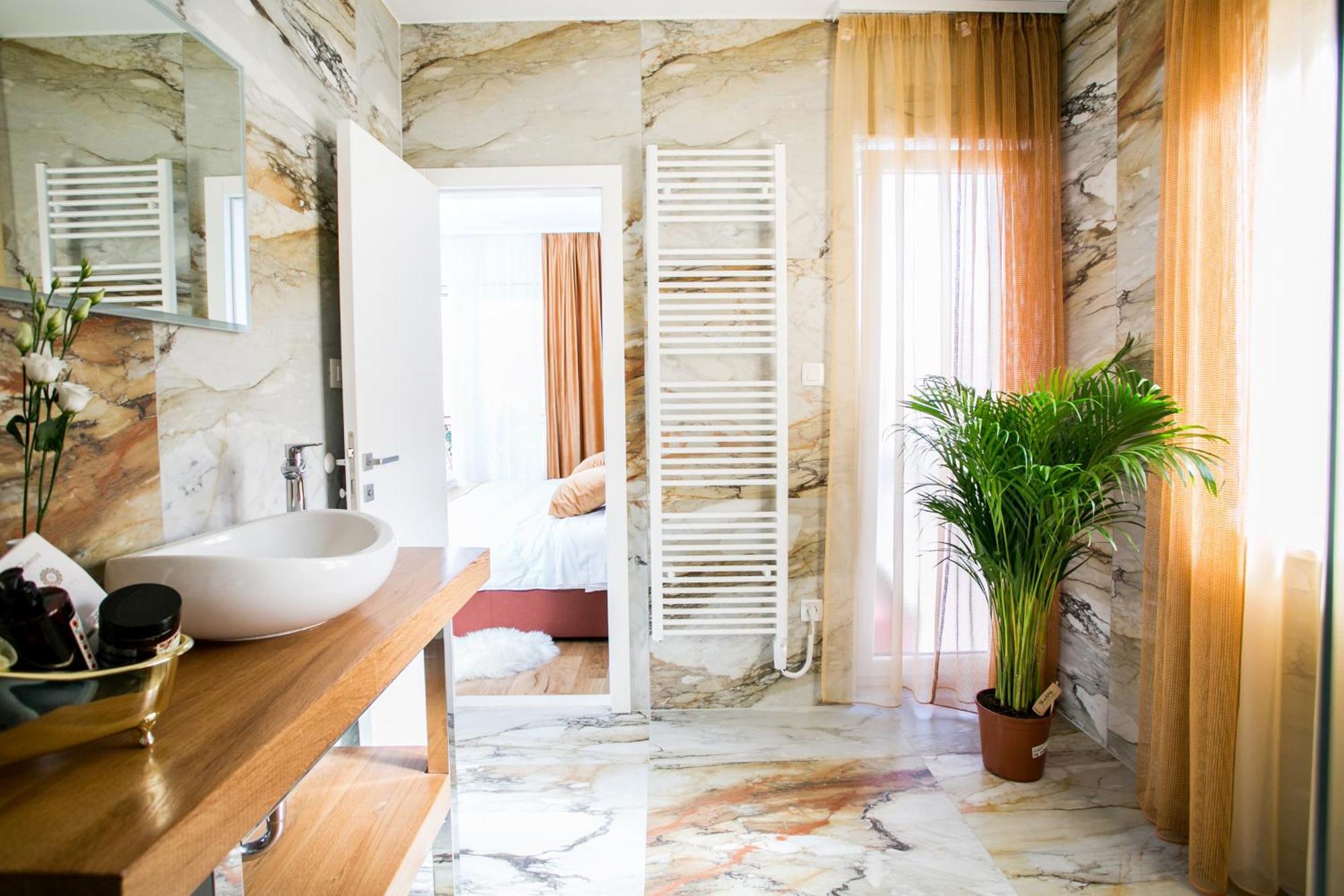 Kasa 2 Bed & Breakfast 4*