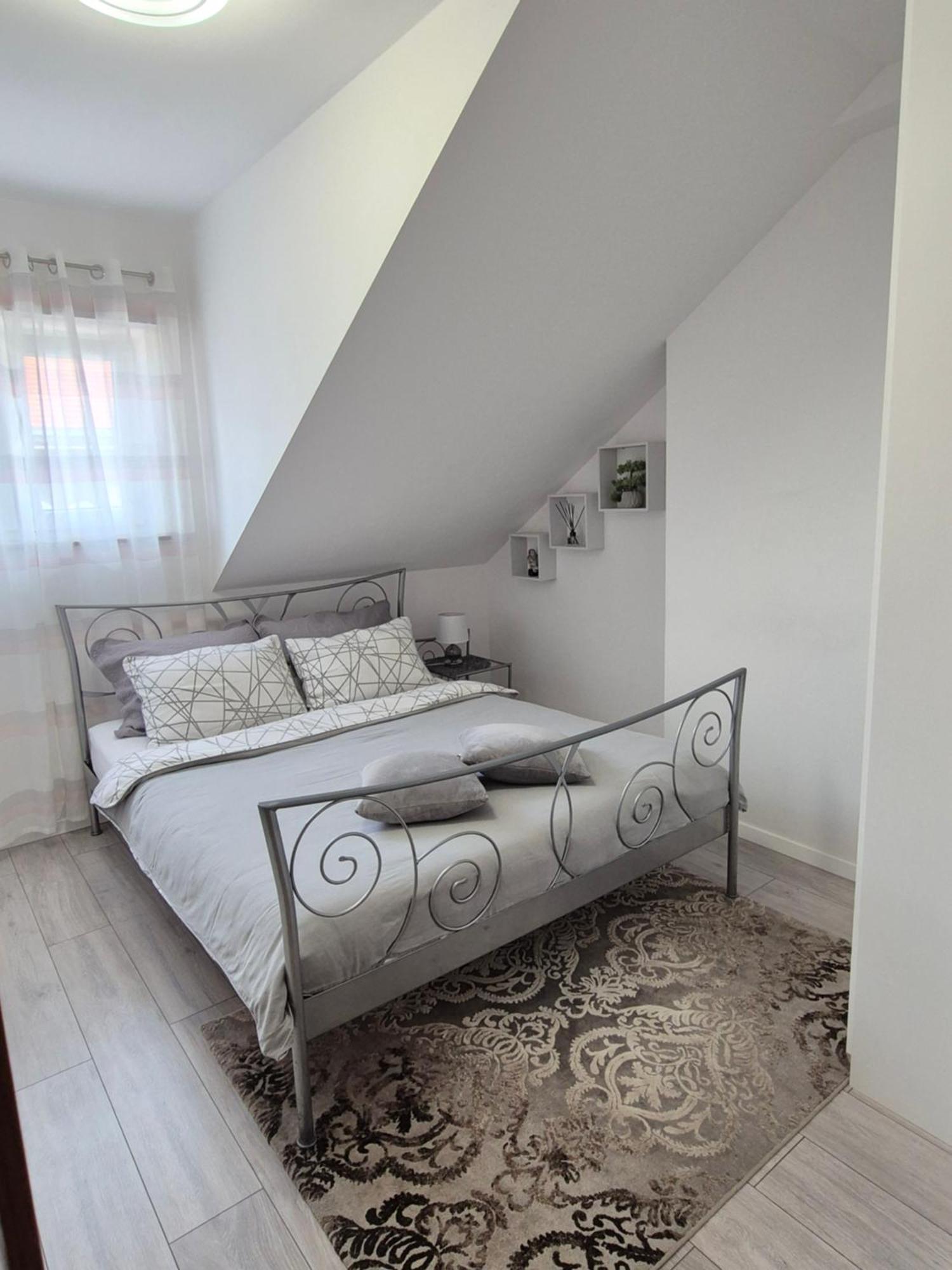 Apartment Fragola *