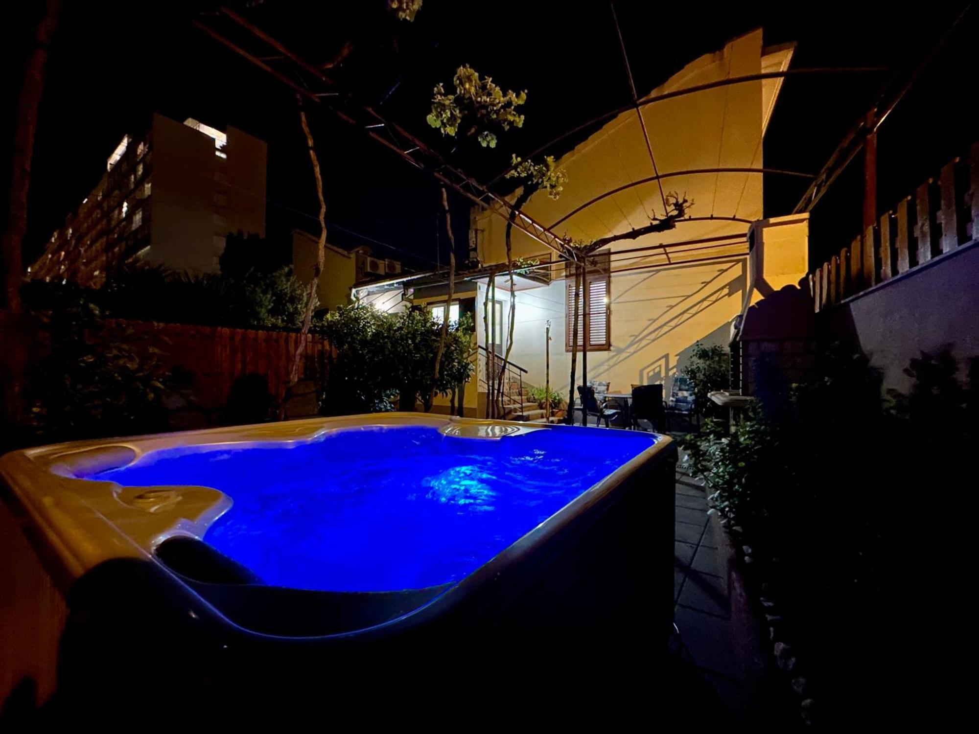 Vila Antique Garden Split