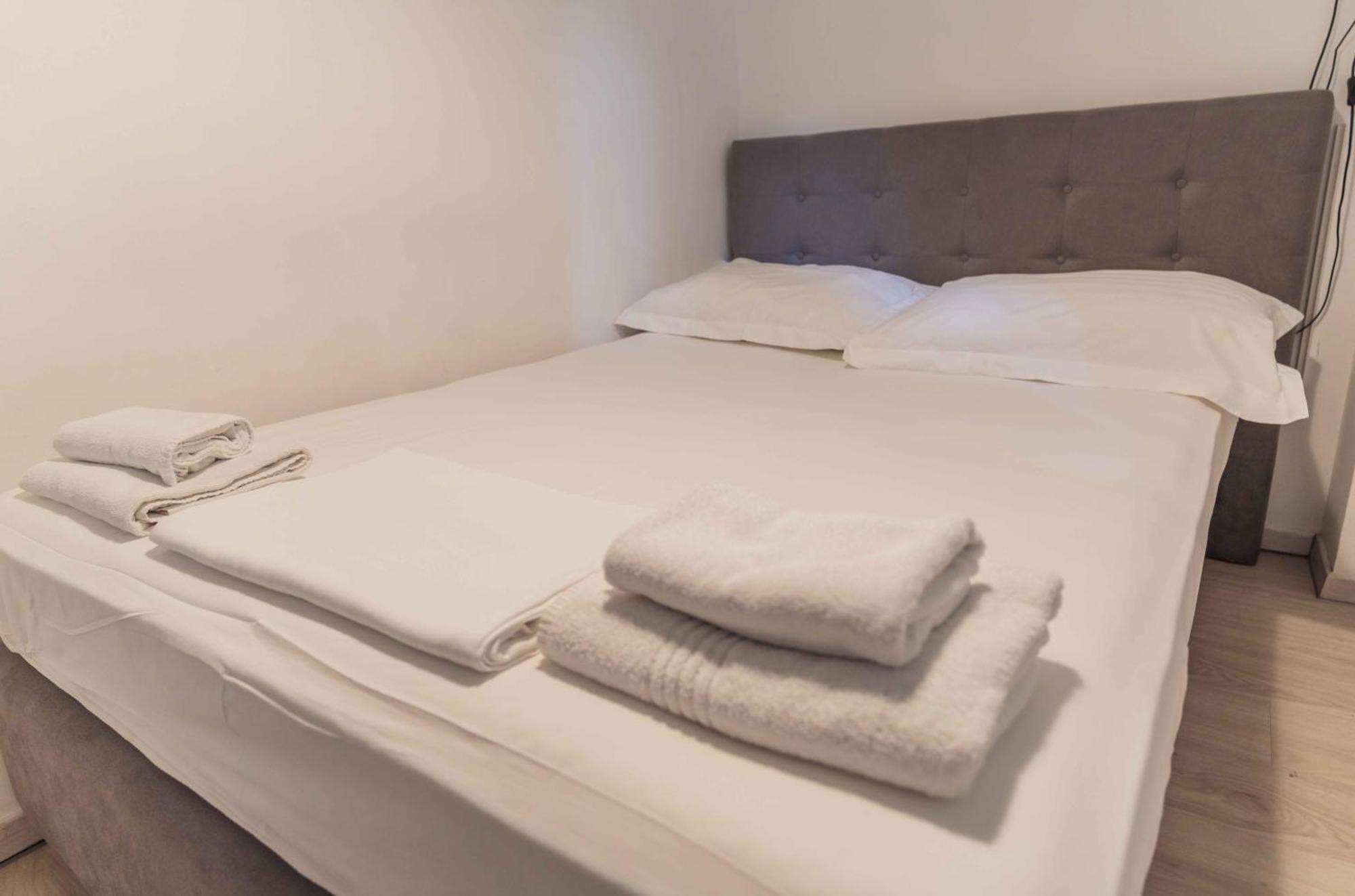 History Apartment *