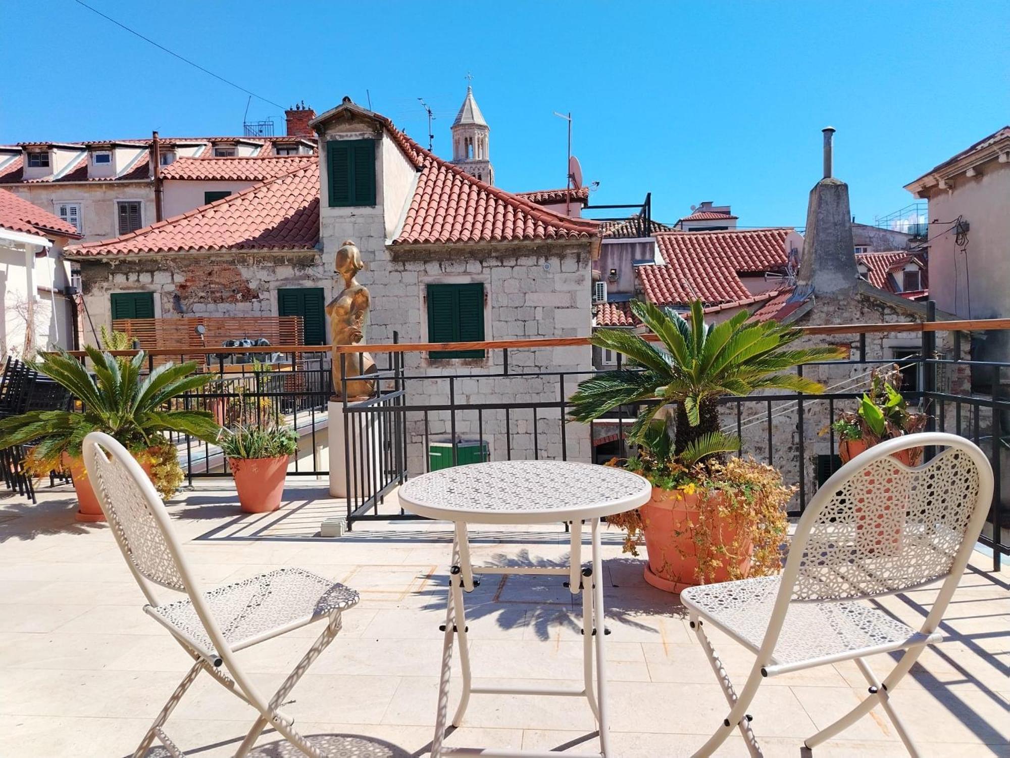 Luxury 2 Bedroom-2 Bathroom & App With Rooftop Terrace * Split