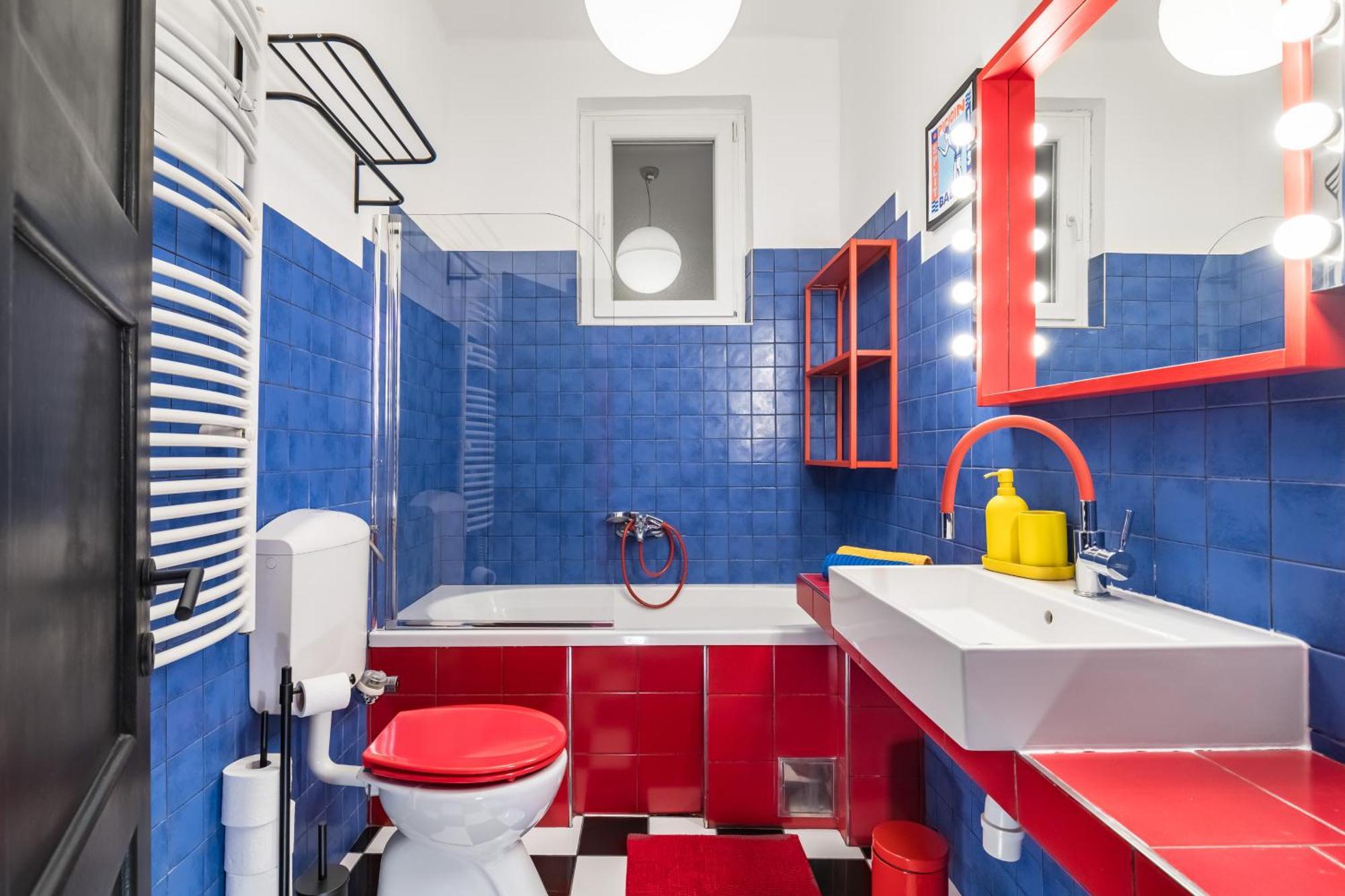 Apartment Charming Funky In Center Of
