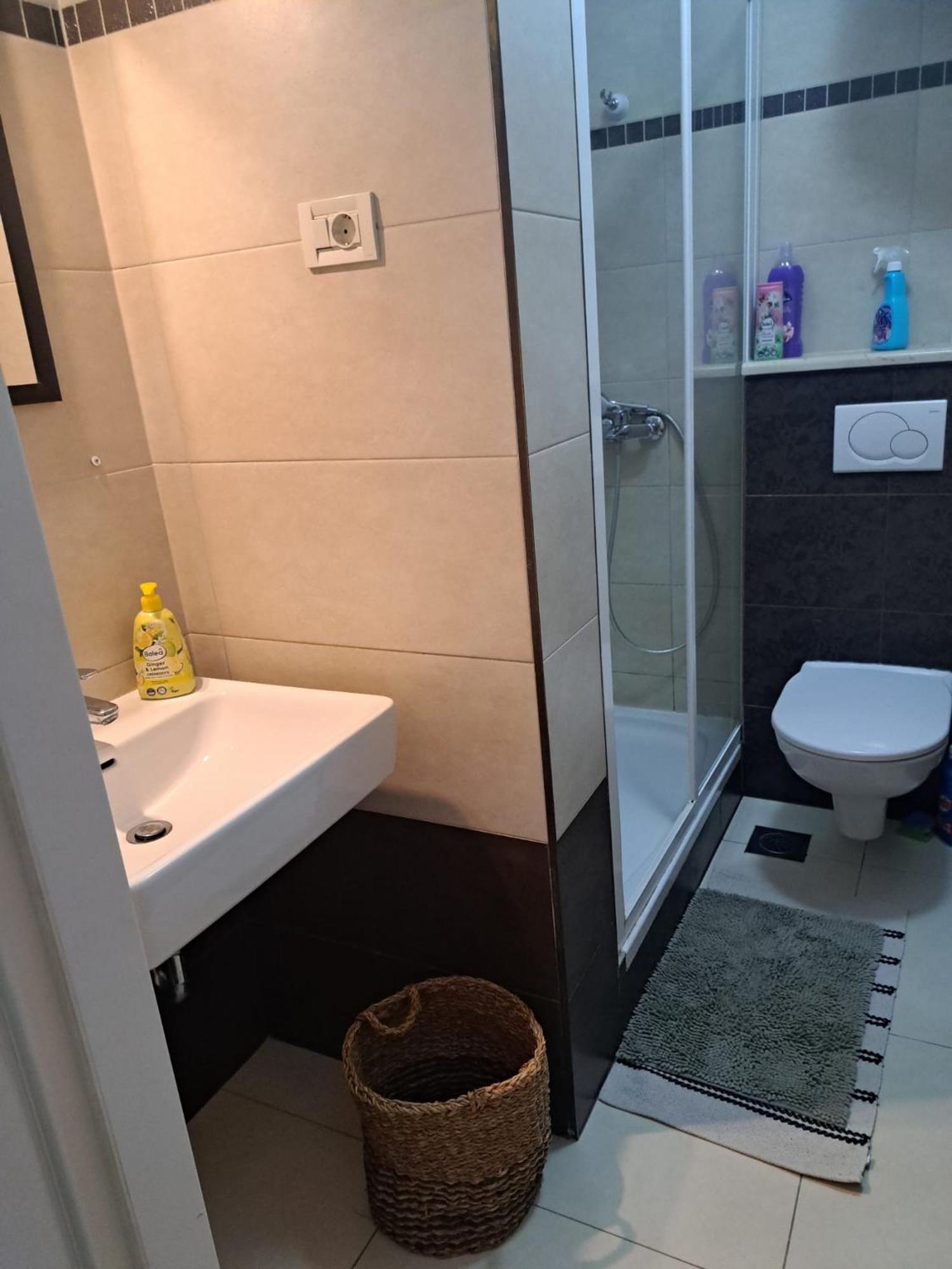 Beautiful Large Apartment, Walk To Beach Appartement *