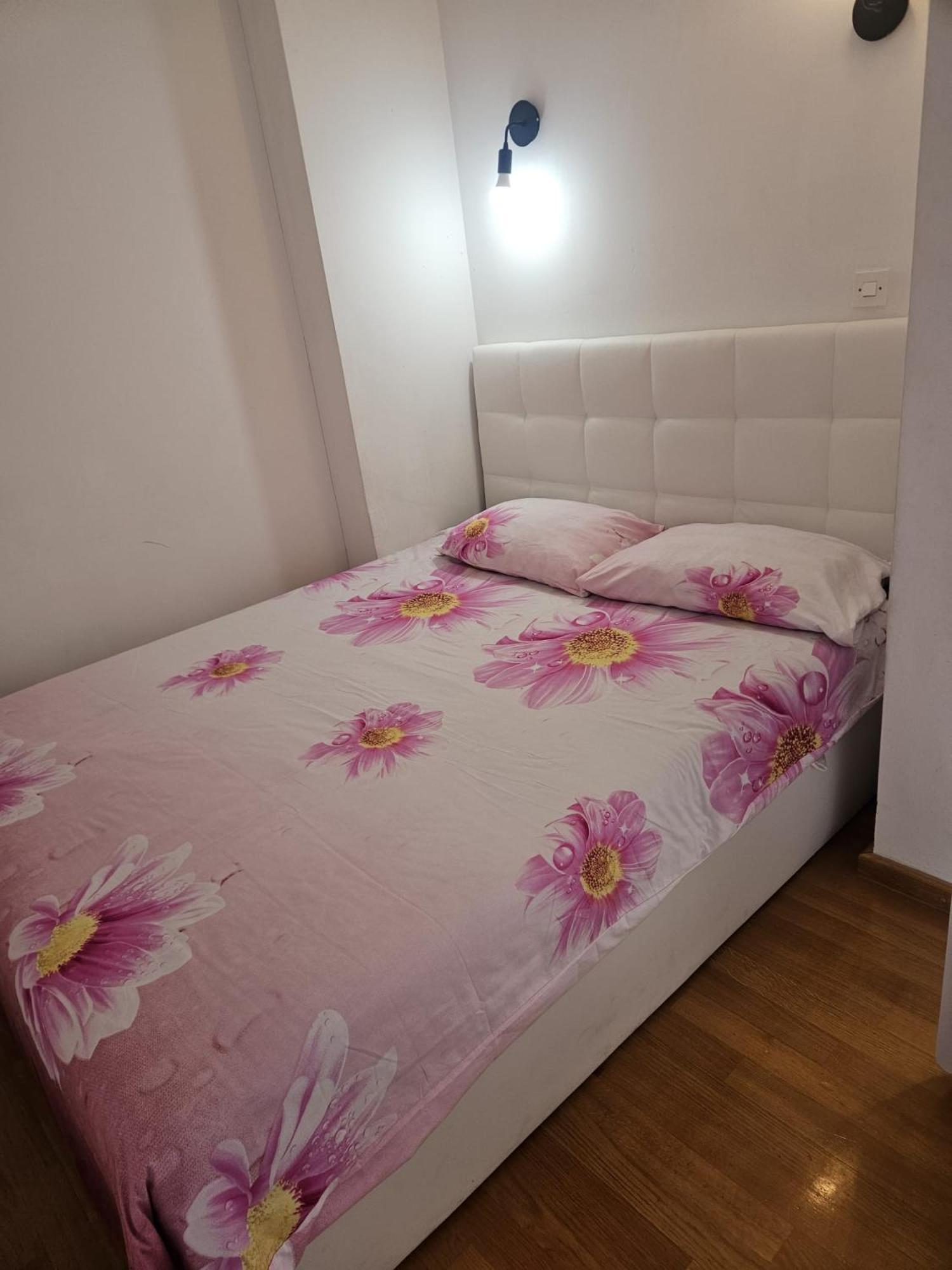 Beautiful Large Apartment, Walk To Beach Appartement Split