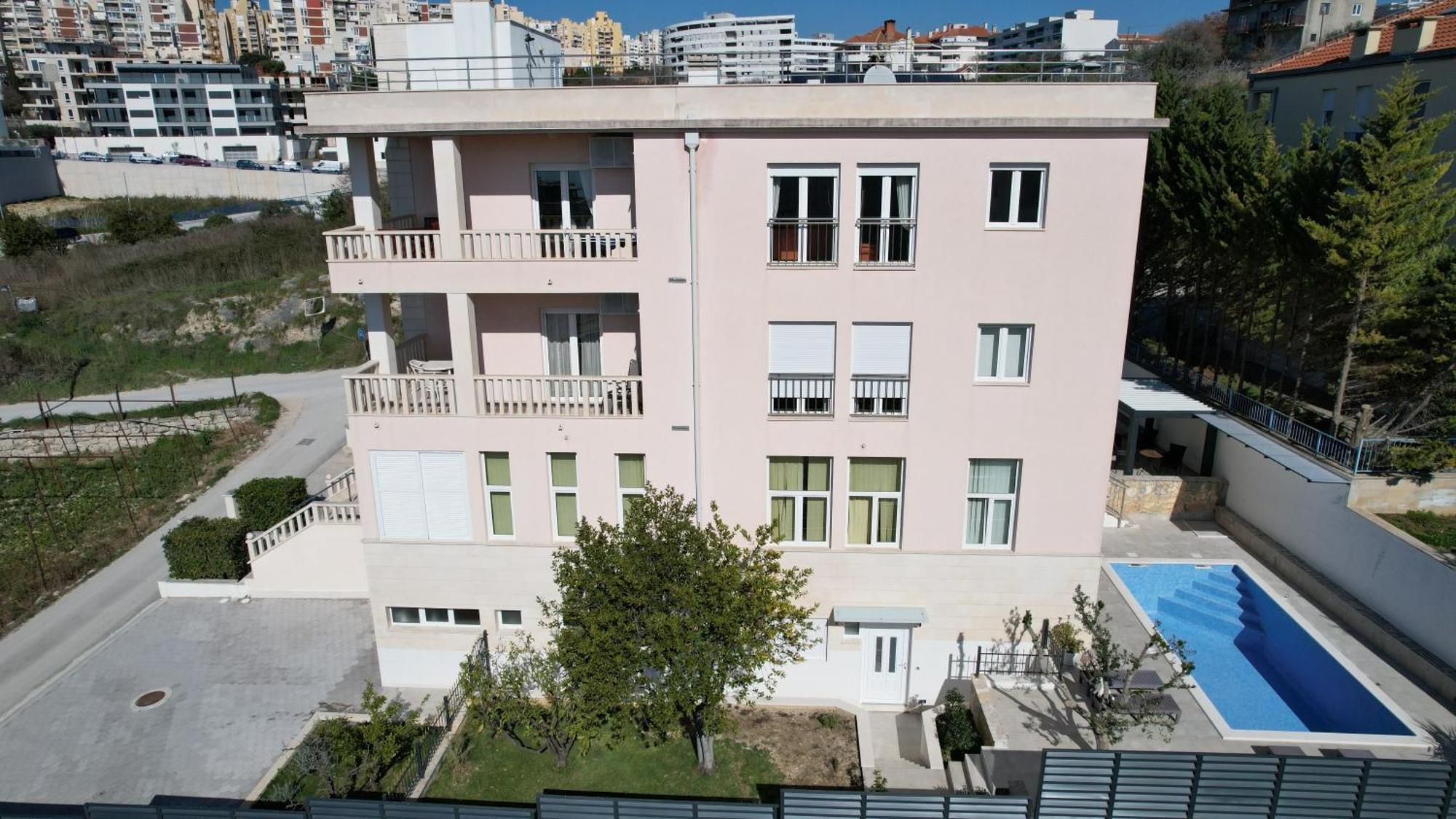 Apartment Apartments Villa Pjer