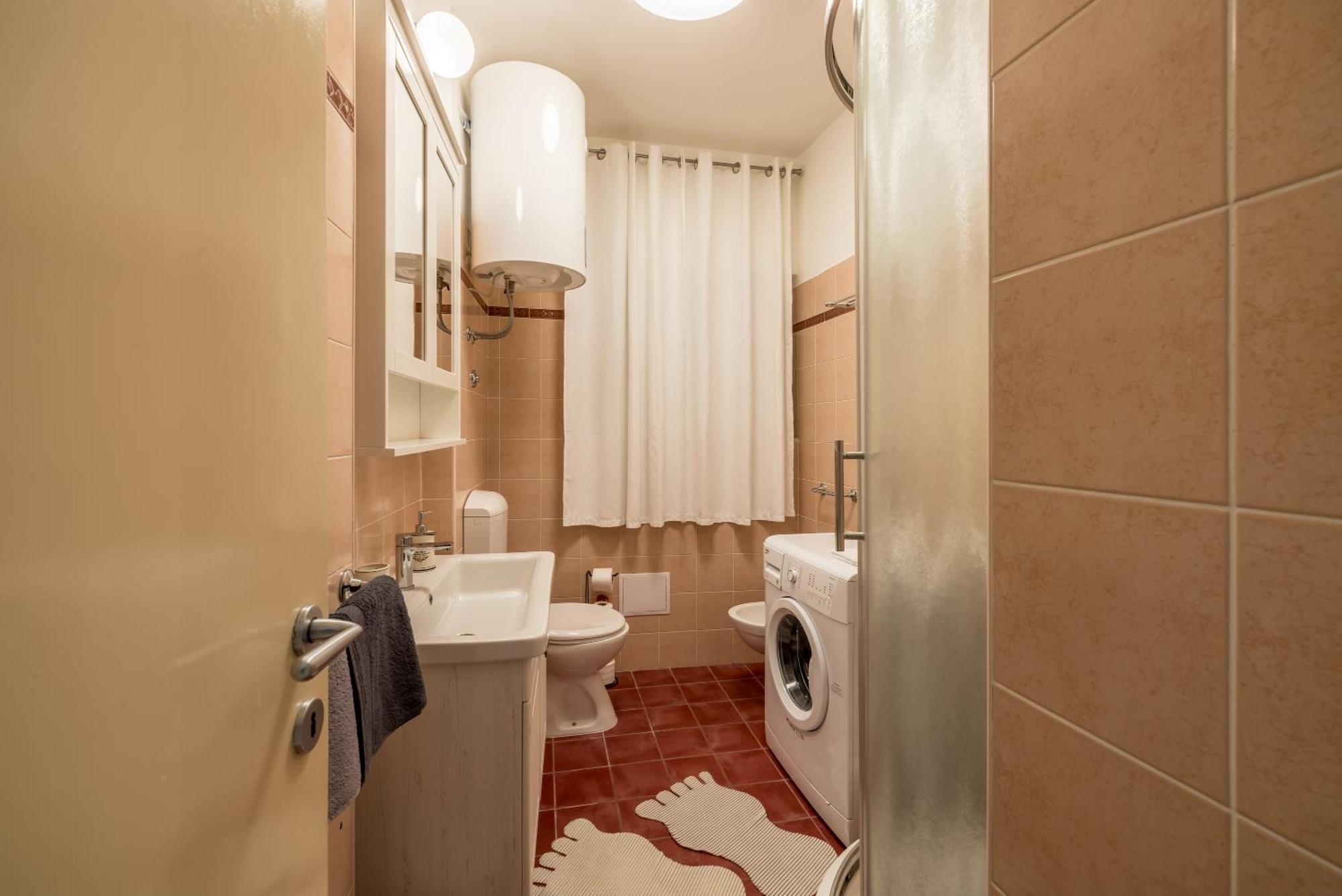 Downtown Apartment