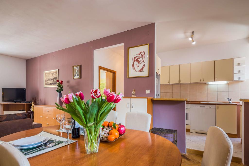 Apartment See Everlasting