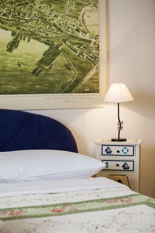 See Everlasting Apartment