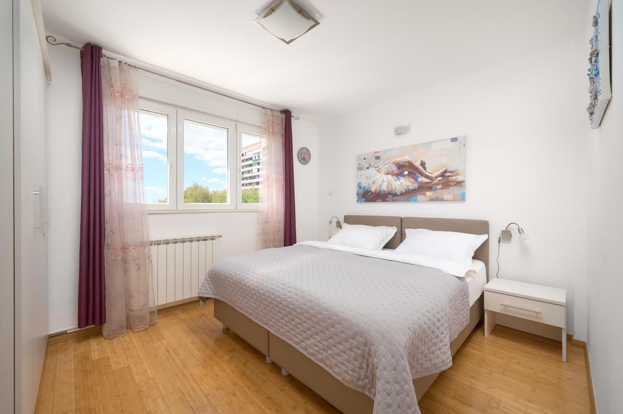 Comfortable Apartment *