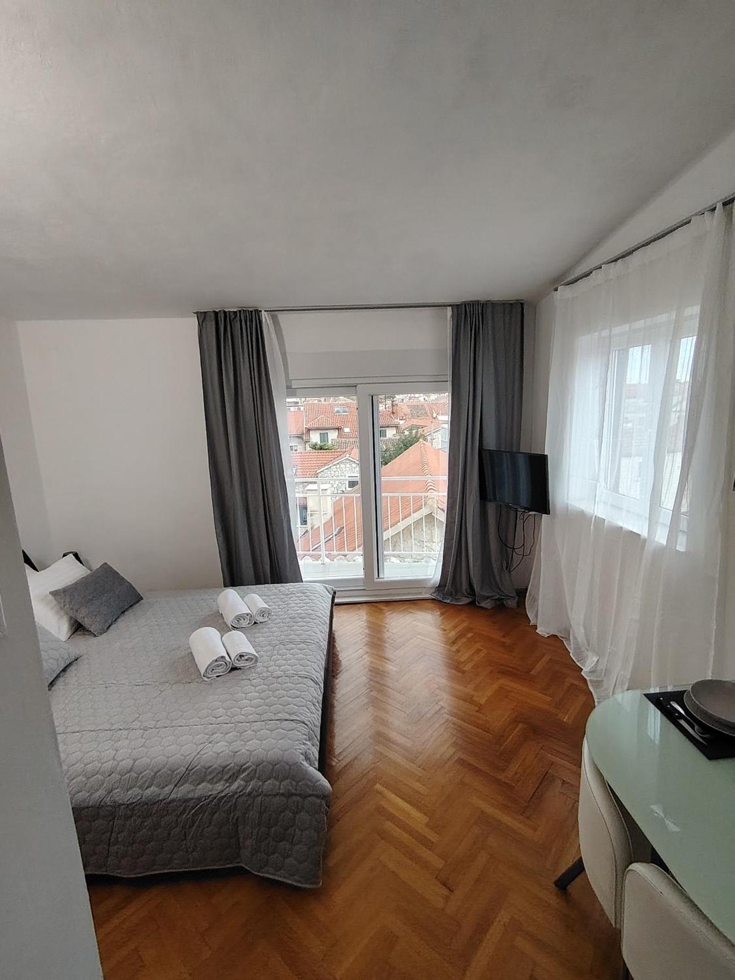 Old Varos Amazing View Apartment