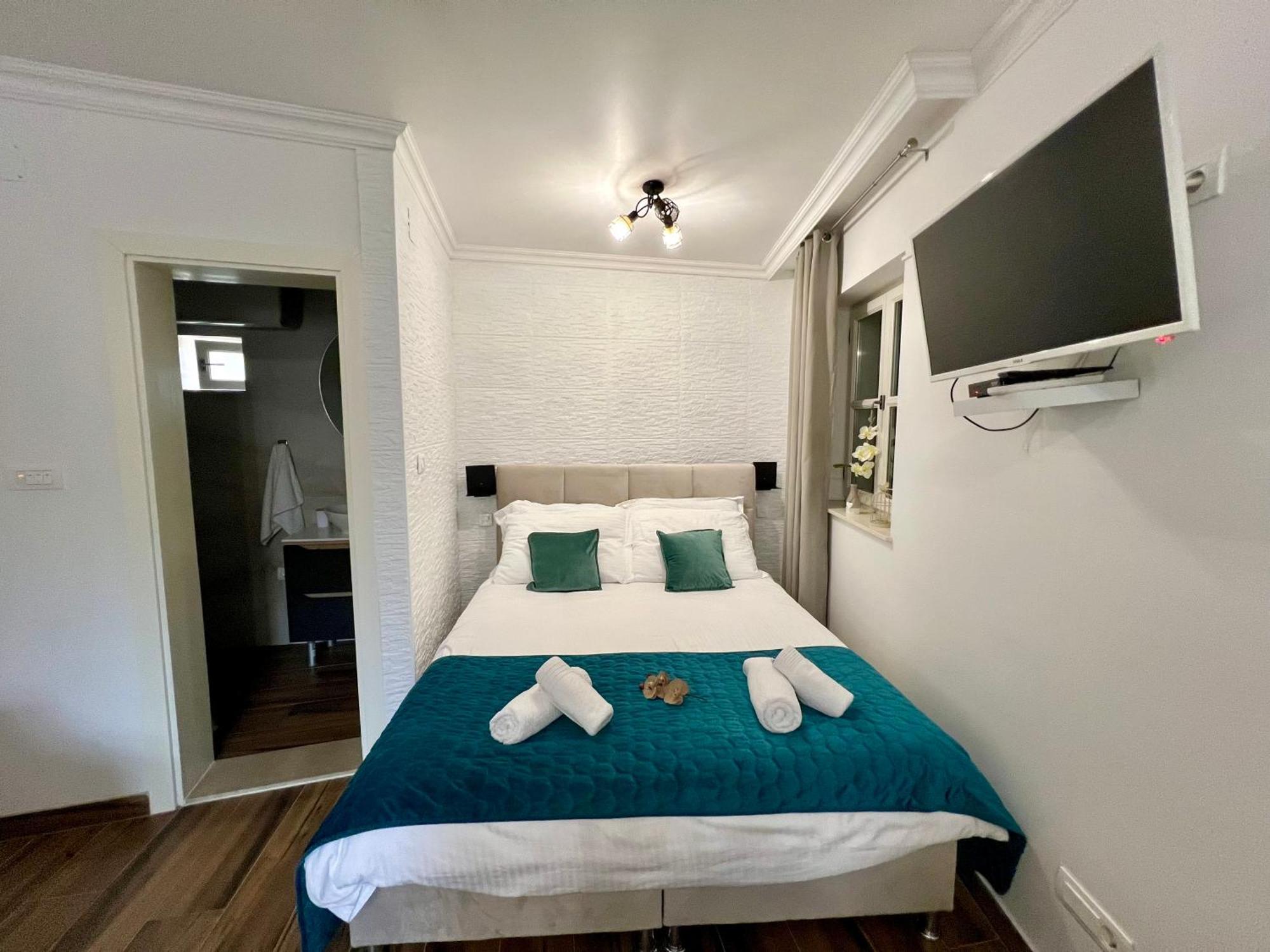 Casa de hóspedes Daky 4*