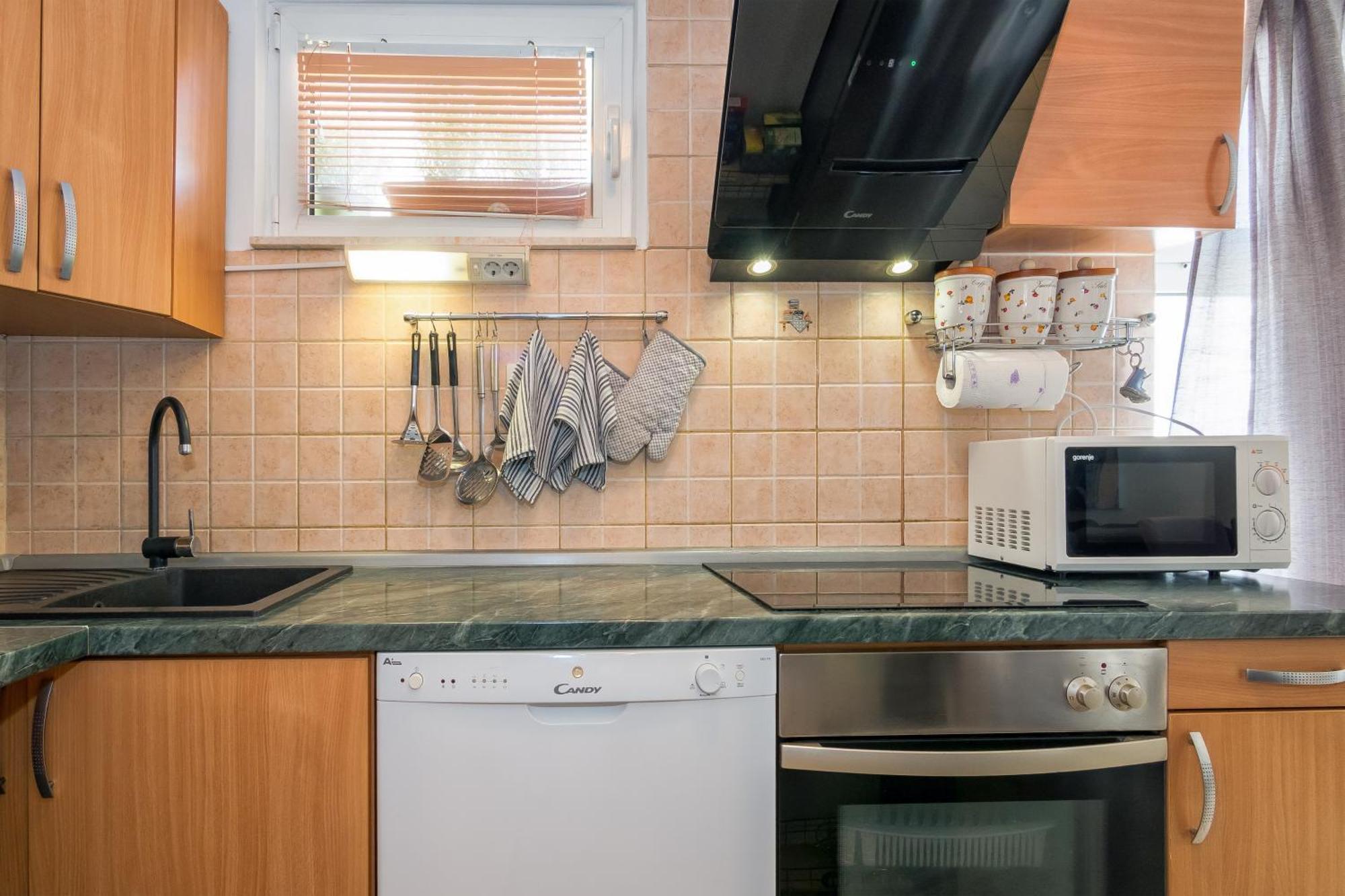 Apartman Relaxing 2bd Apartment, Ground Floor - Walk To Old Town *