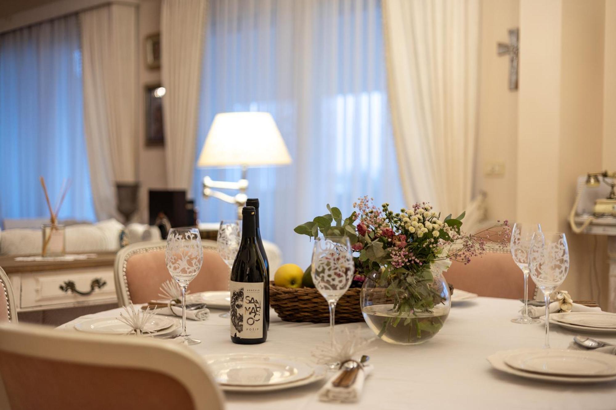 Luxury Znjan Apartment