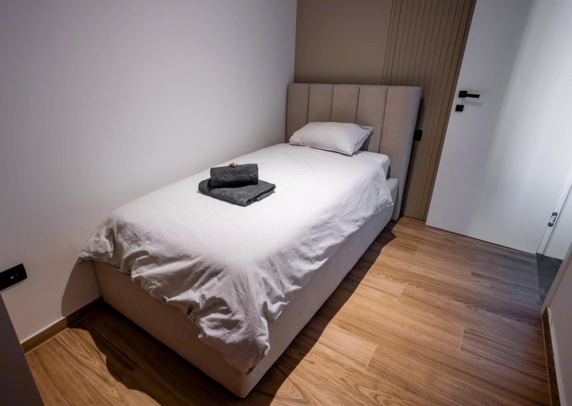 Apartment D&n *