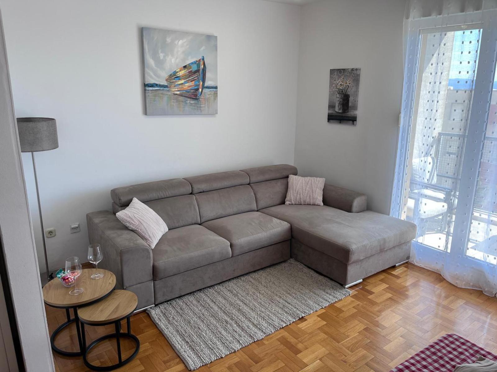 Apartman Spacious Smile With Terrace And Secure Garage Split