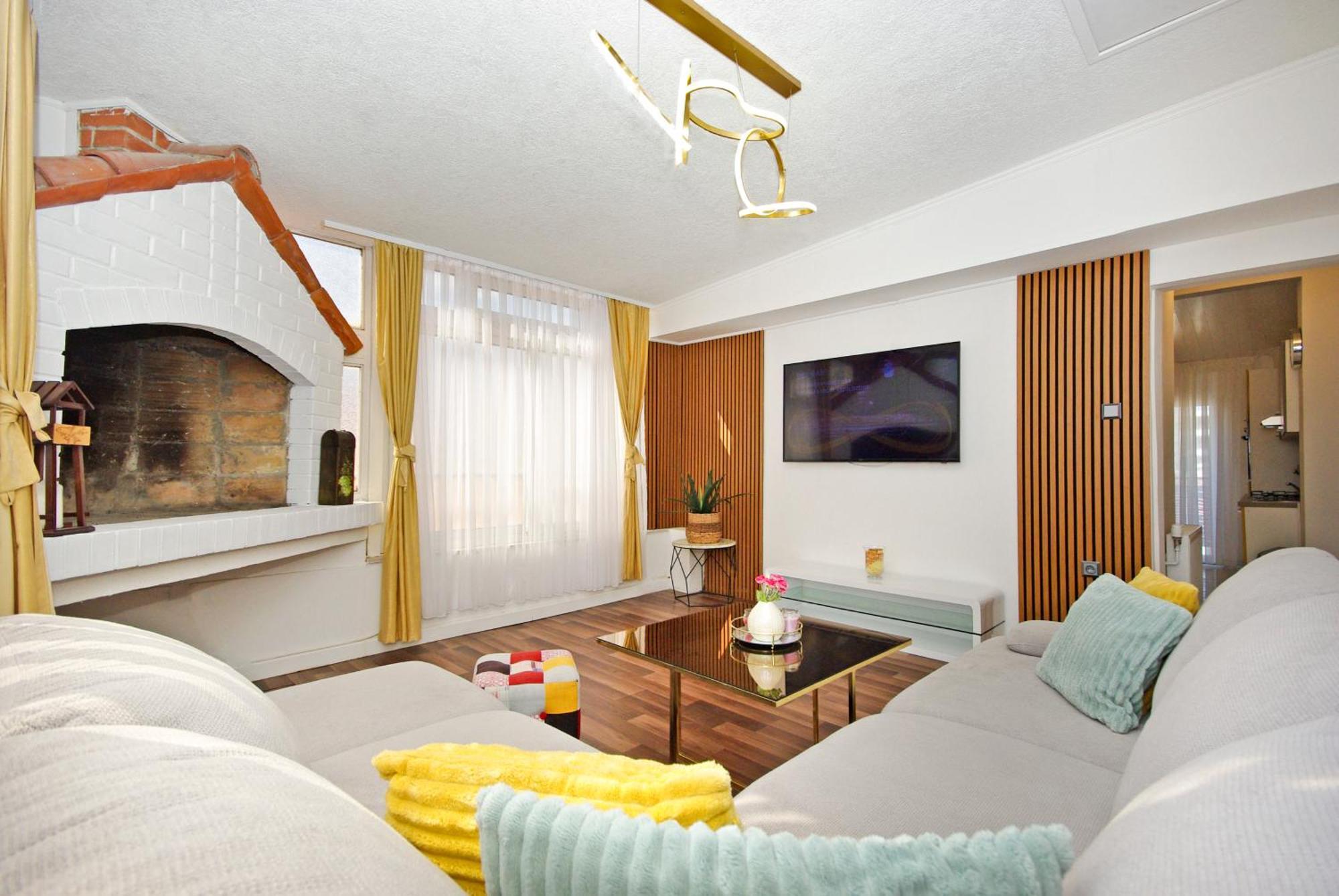 Apartamento Naomi *