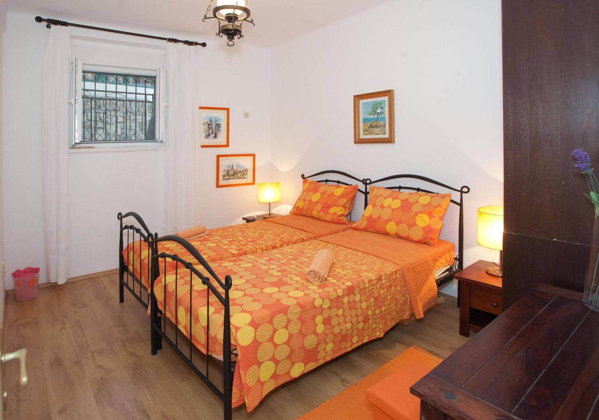 Apartment Zdrav - With Big Terrace