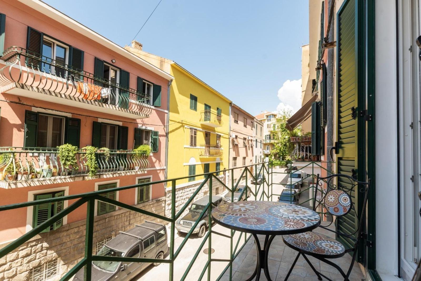 Eva Luxury Two Bedrooms & Bacvice Apartment Split