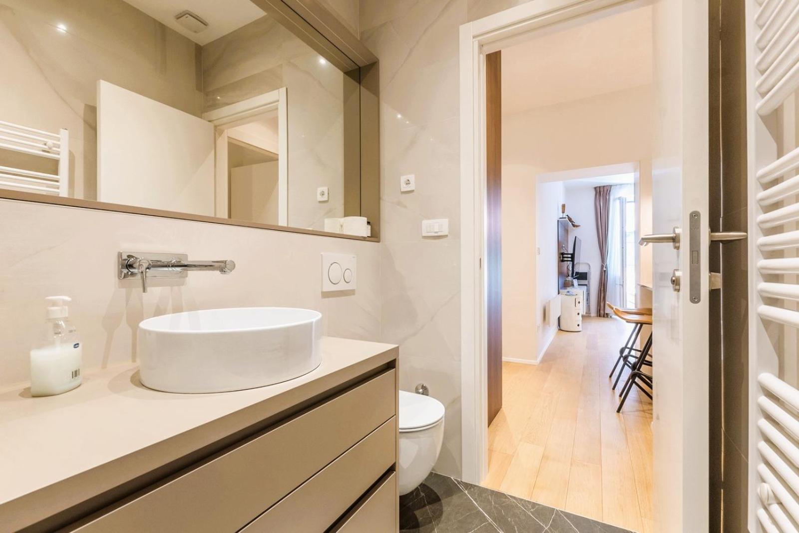 Apartment Eva Luxury Two Bedrooms & Bacvice Split
