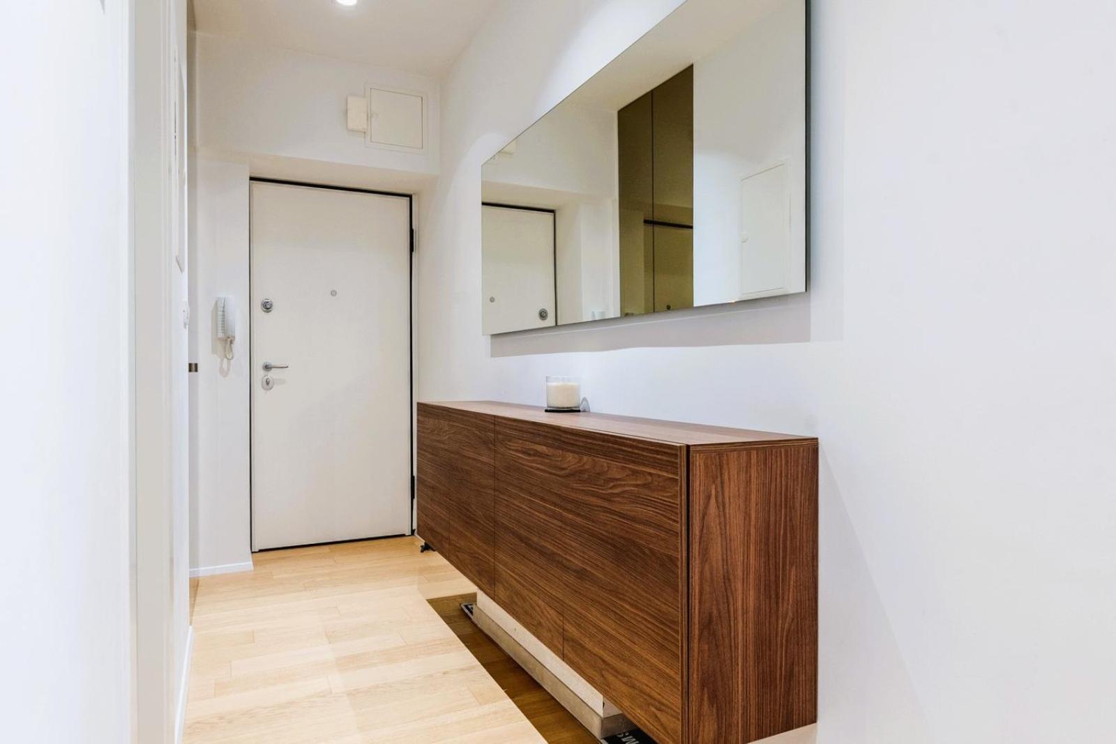Apartment Eva Luxury Two Bedrooms & Bacvice *
