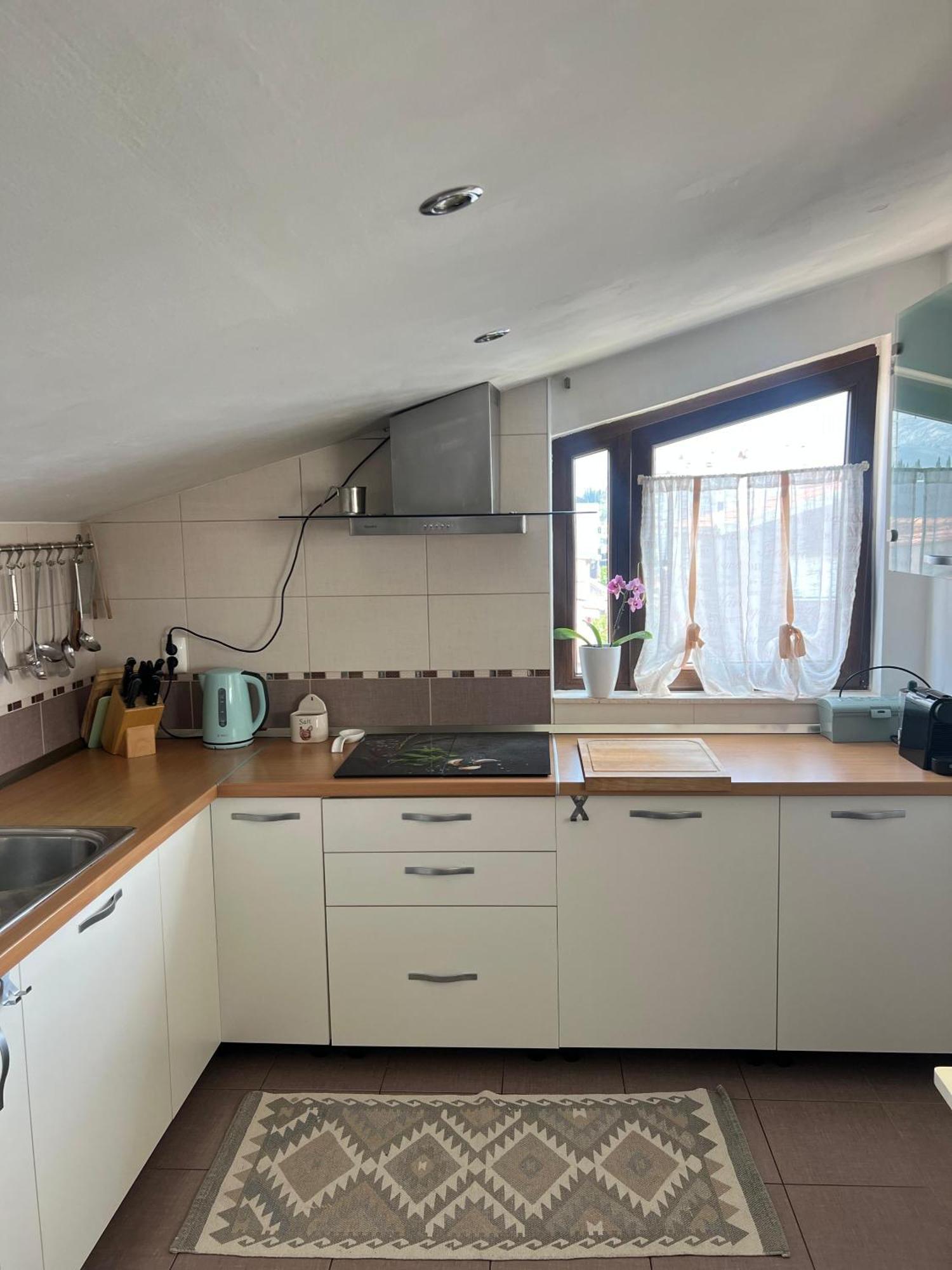 Svagi Apartment