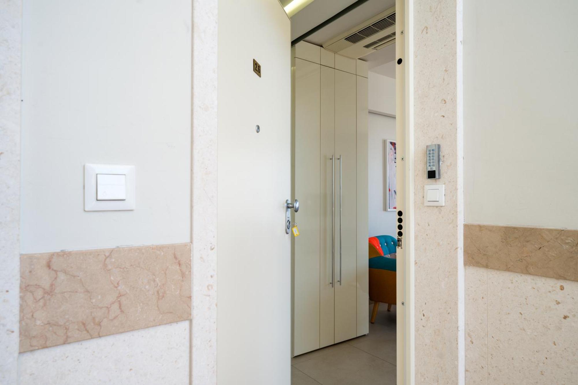 Palace Lidija Apartment