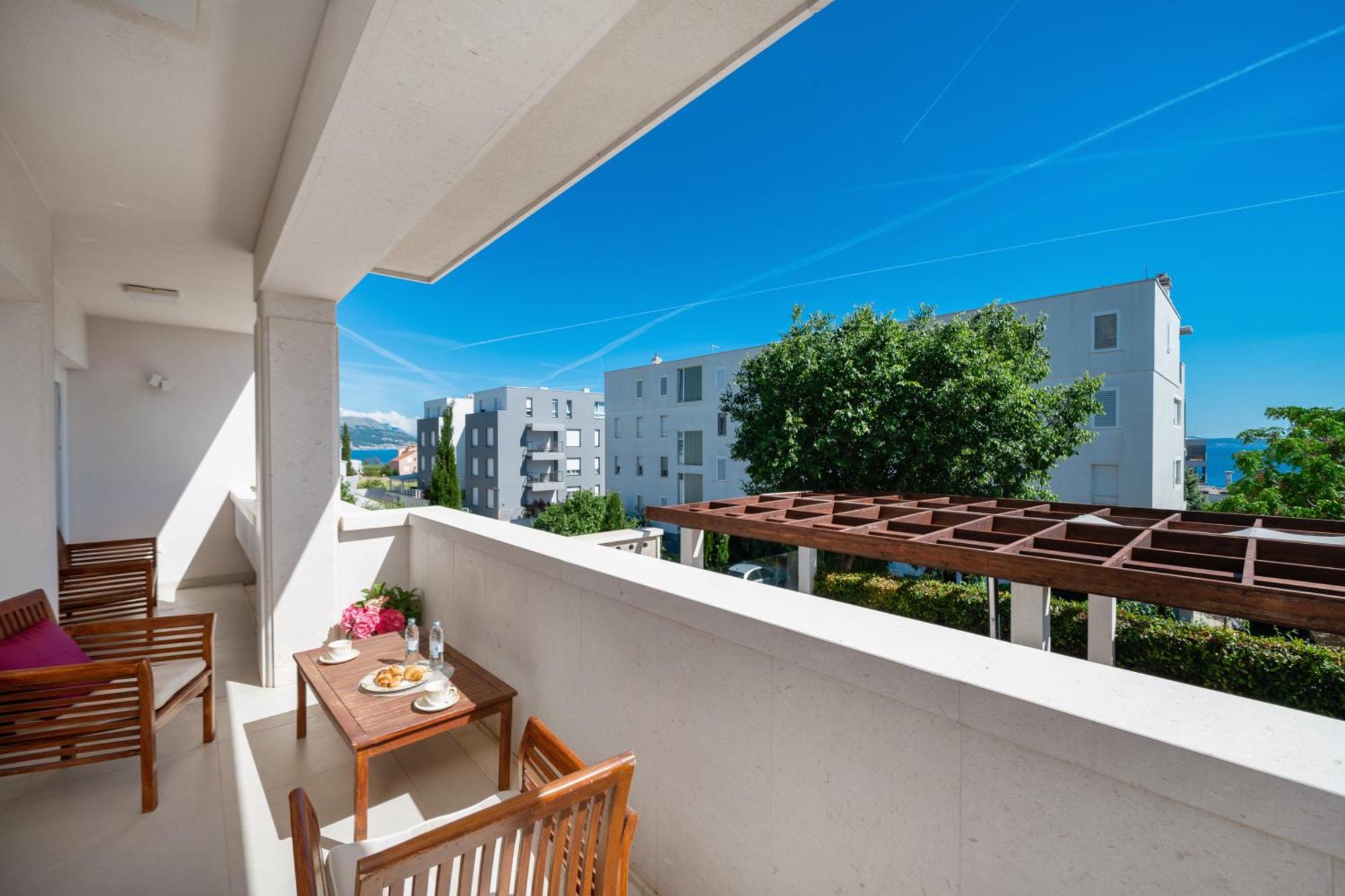 Apartment Palace Lidija *