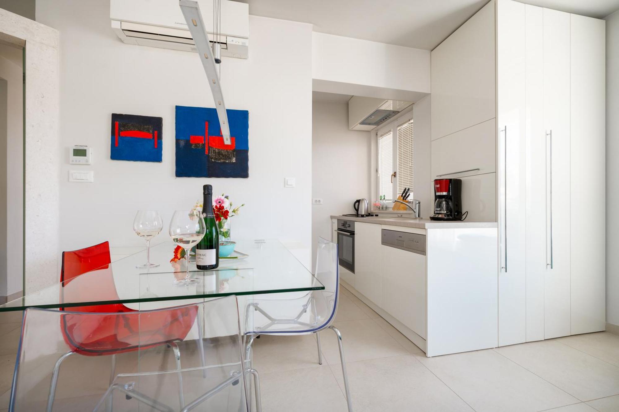 Apartment Palace Lidija