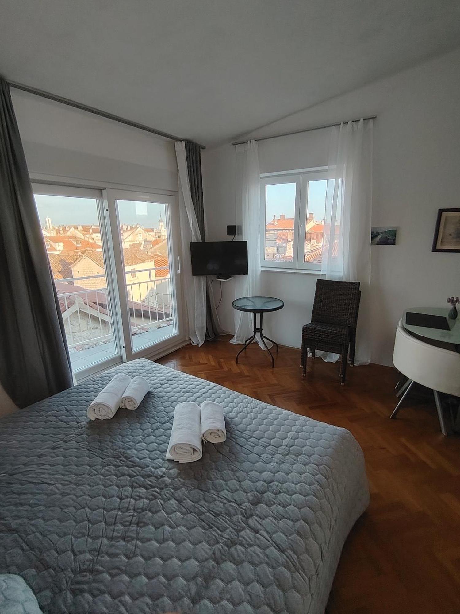Apartment Old Varos Amazing View