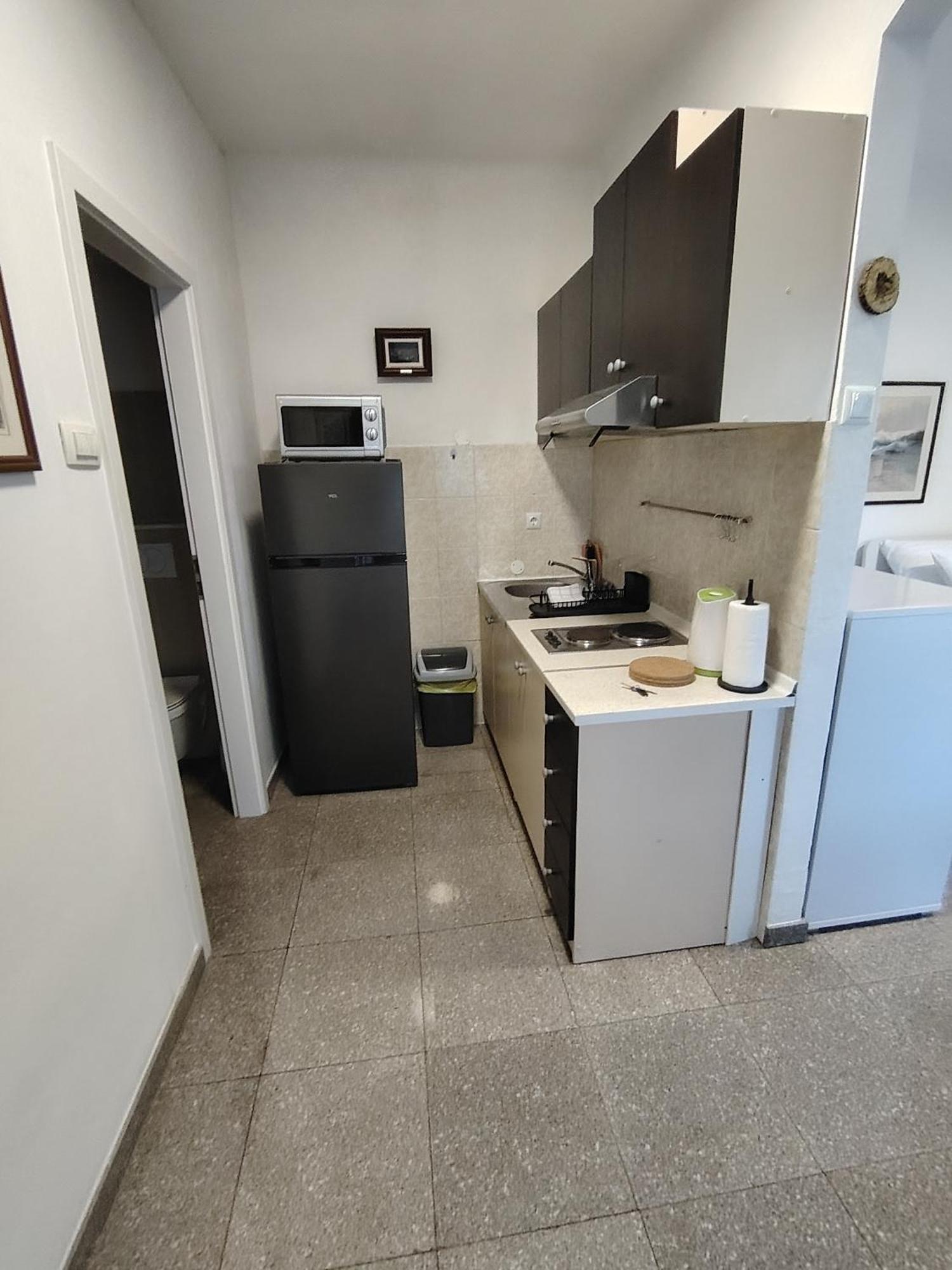 Old Varos 1 Apartment *