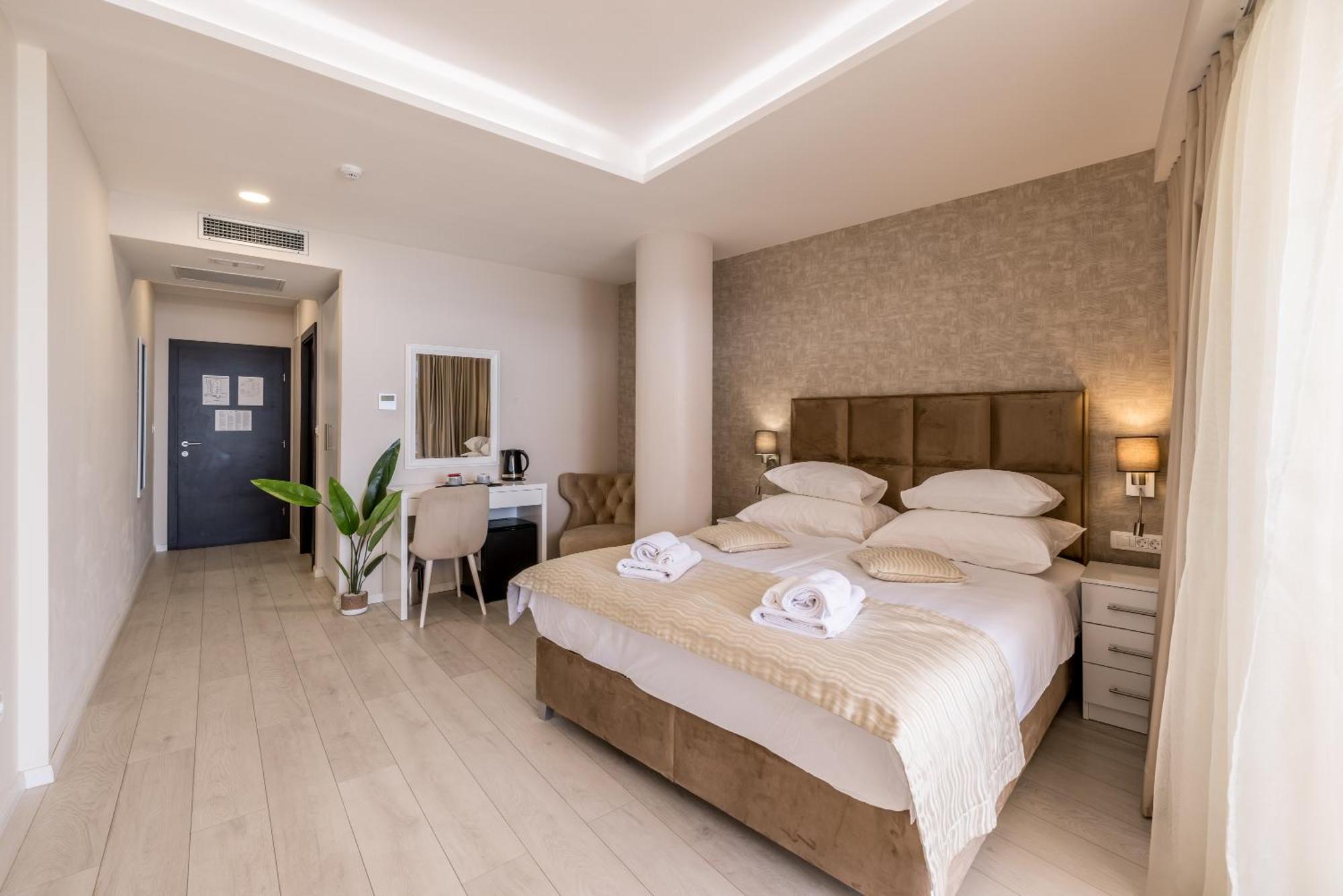 Sea View Luxury Seven Of Nine Guest house